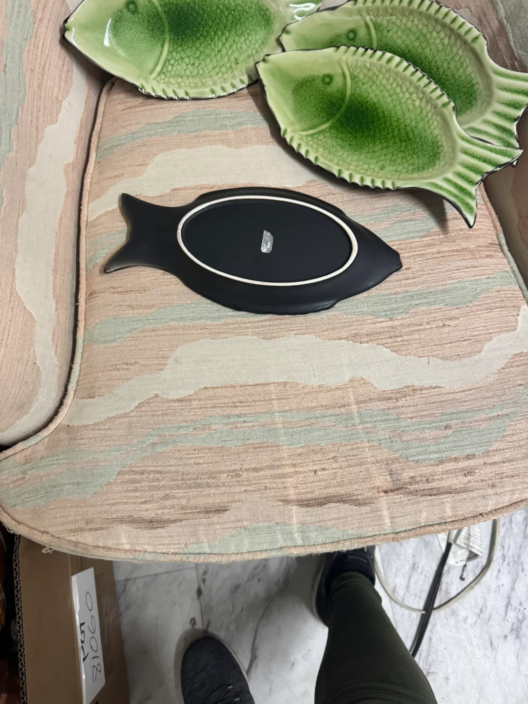 Set of 4 Green Ceramic Fish Shaped Serving Plates - photo 2