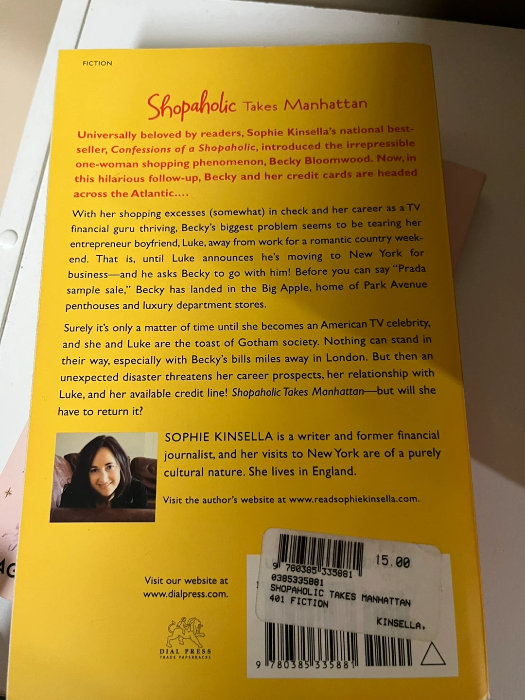 Shopaholic Takes Manhattan by Sophie Kinsella - photo 2