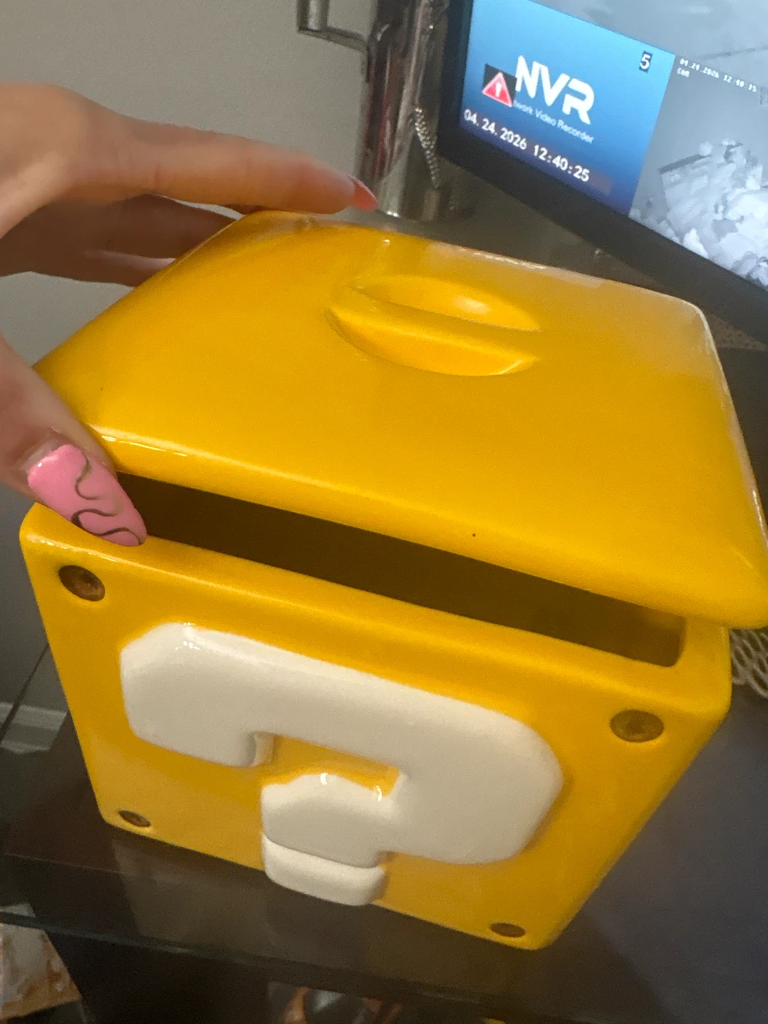 Mario Question Block Container - photo 2