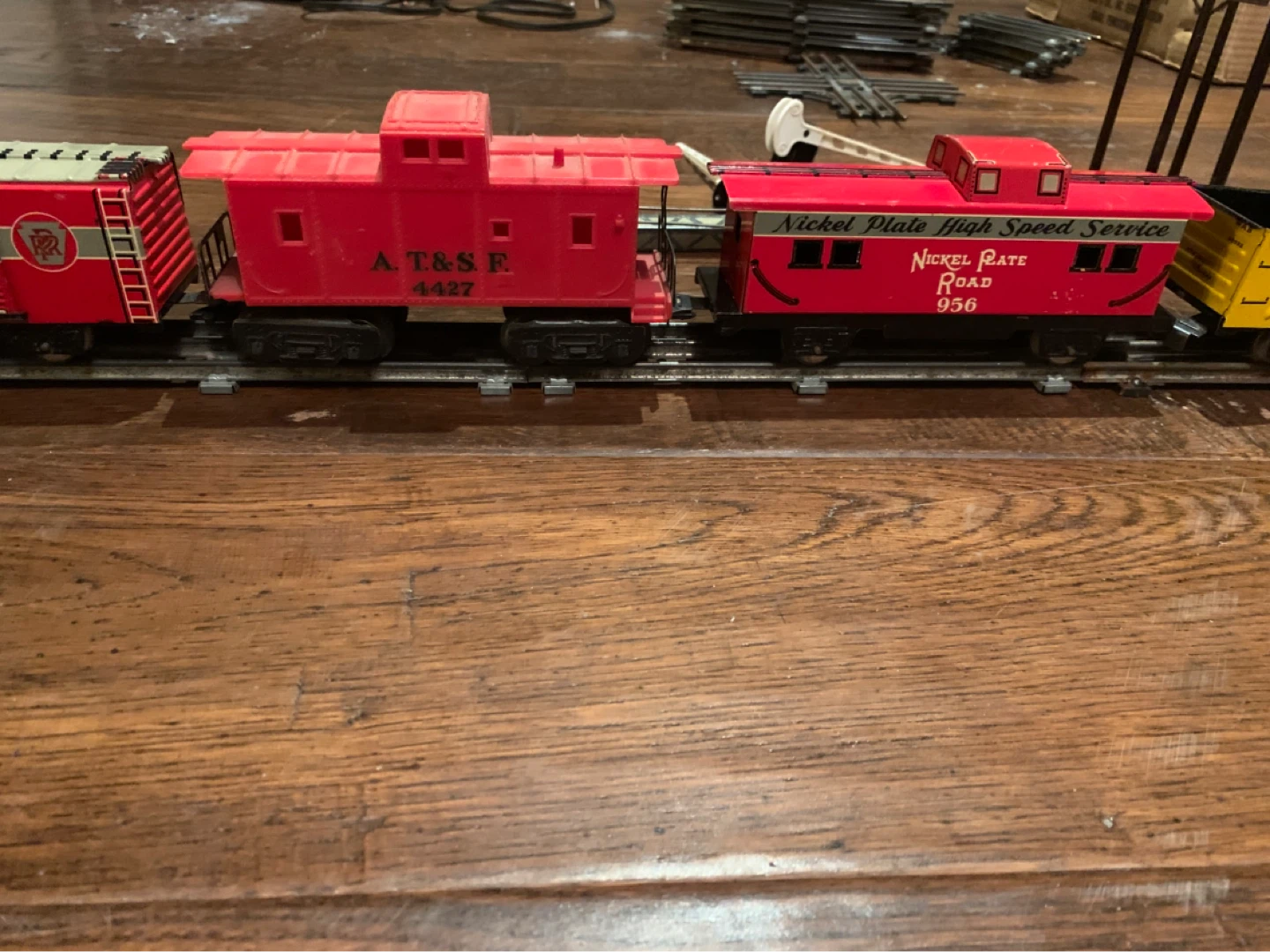 Lionel O Gauge Nickel Plate Road Steam Locomotive Train Set - photo 3