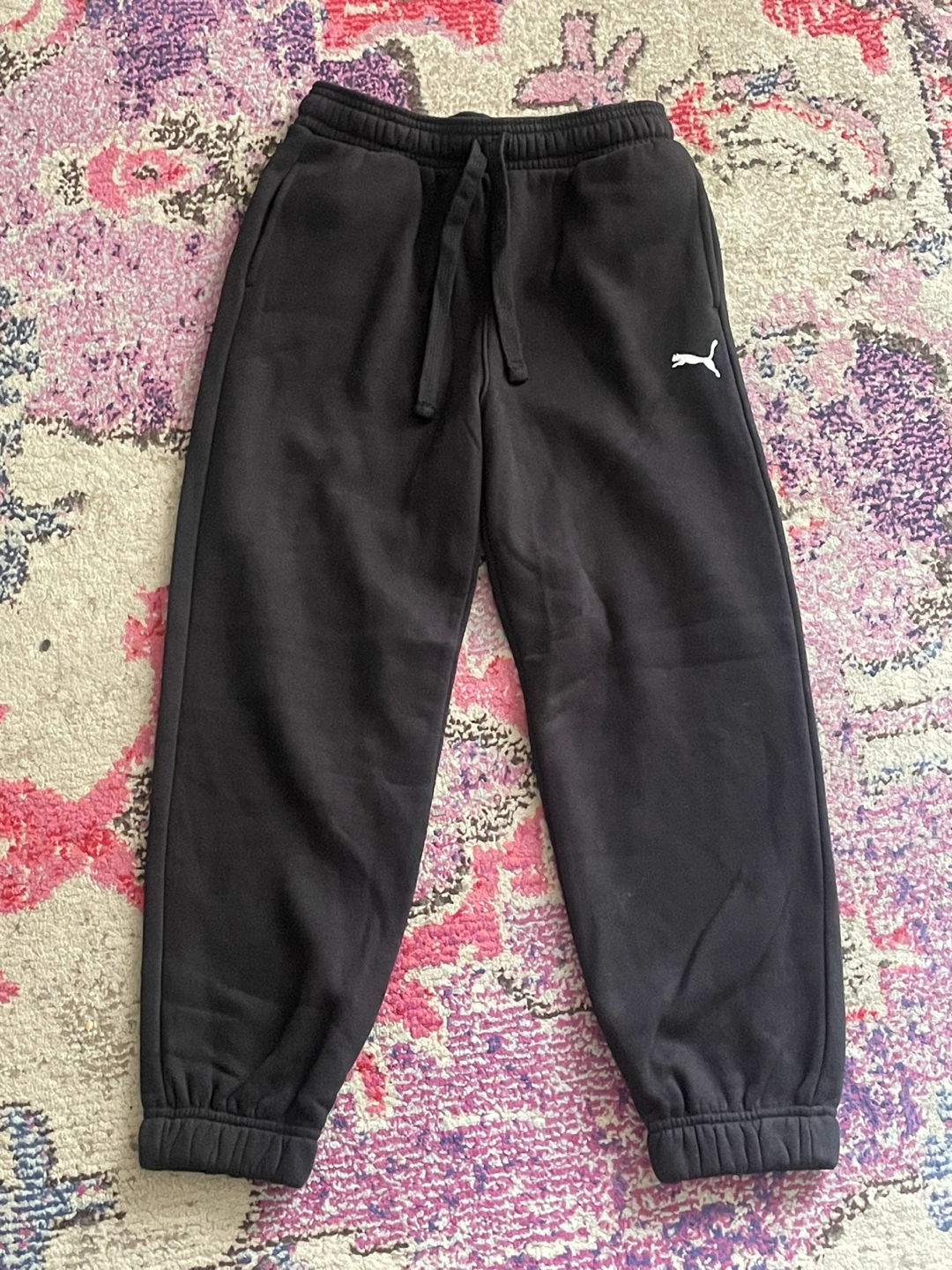 Puma boys size 8 Black Sweatpants