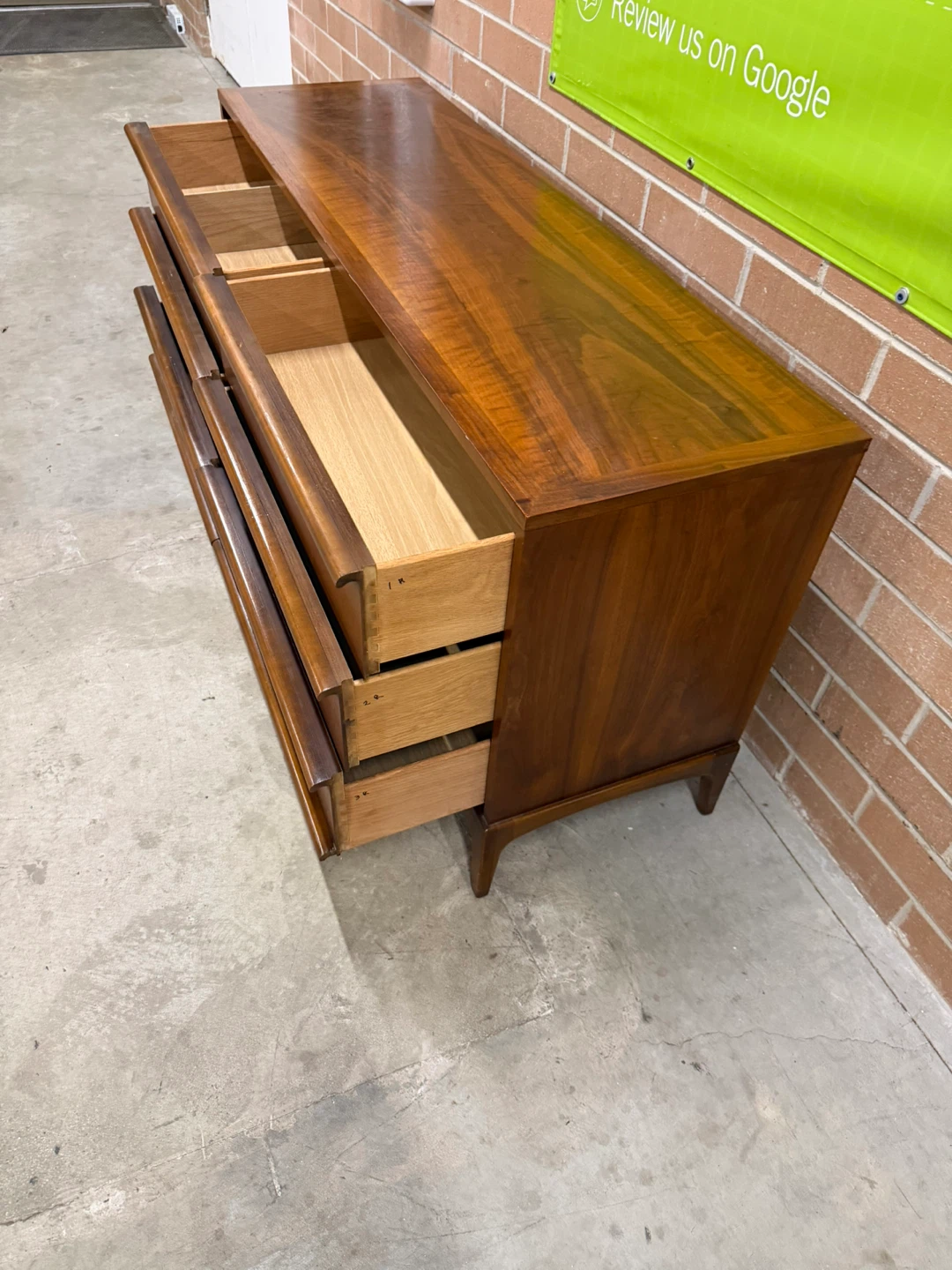 Mid-Century Modern 6-Drawer Dresser - photo 2