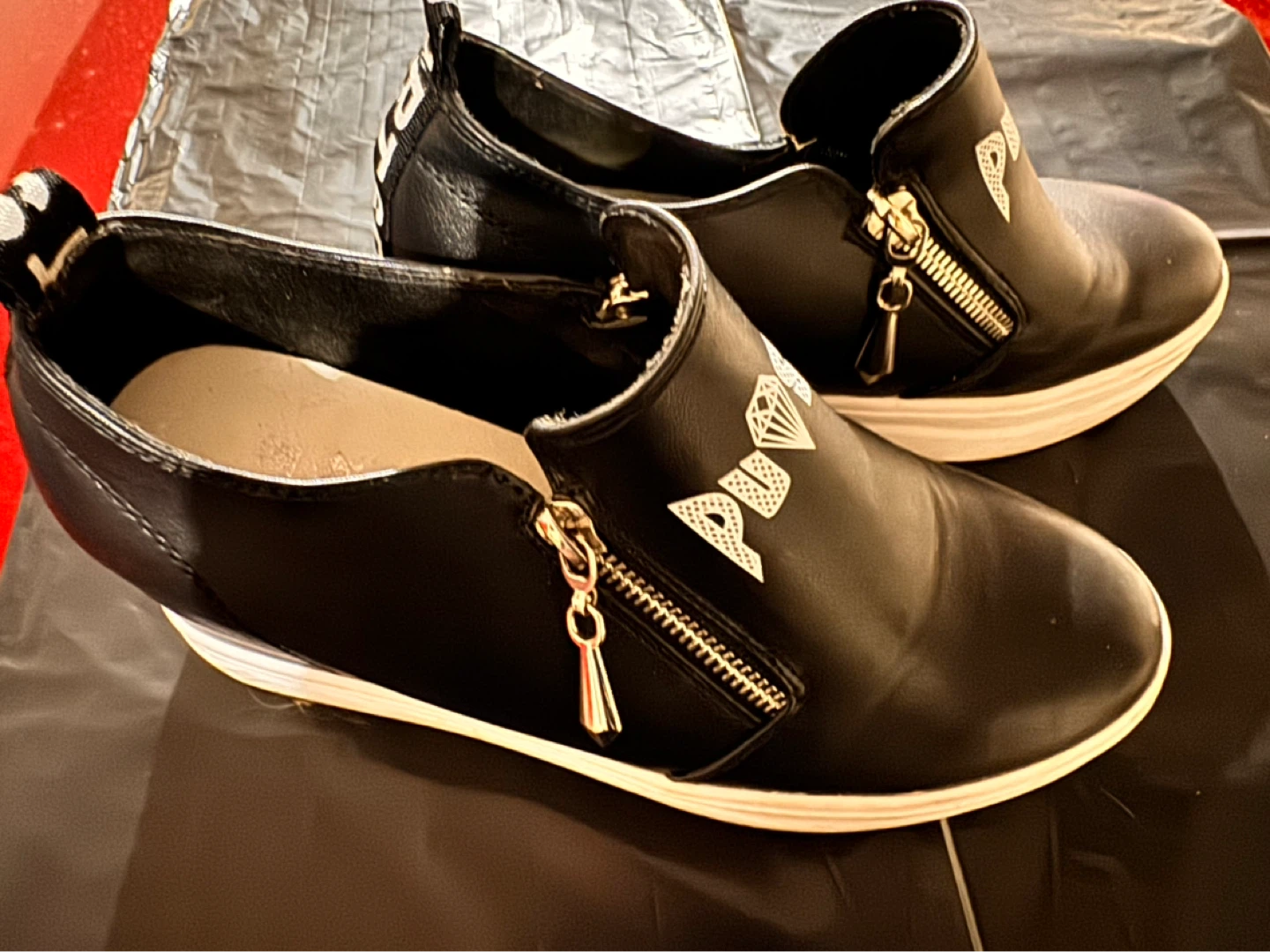 Black Sporty Fashion Sneakers Size 235 - photo 2