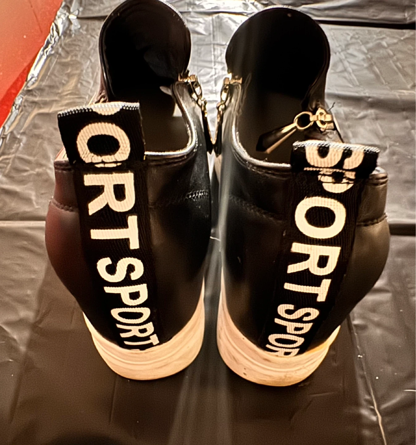 Black Sporty Fashion Sneakers Size 235 - photo 3