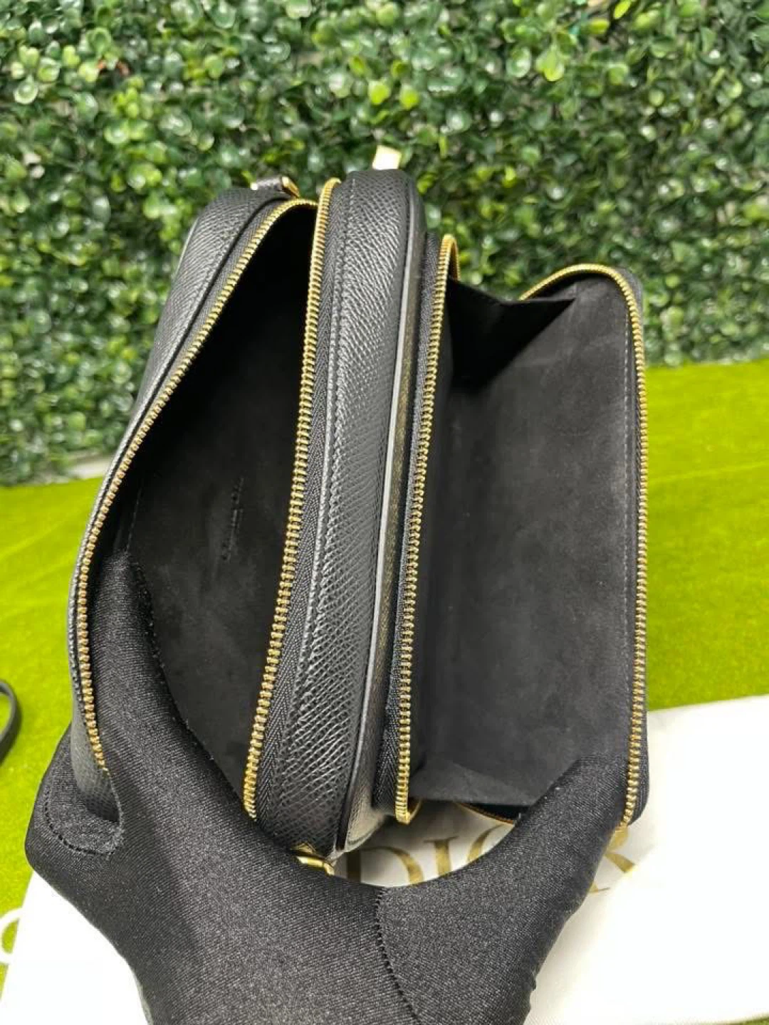 Authentic Christian Dior Textured Caro - photo 5