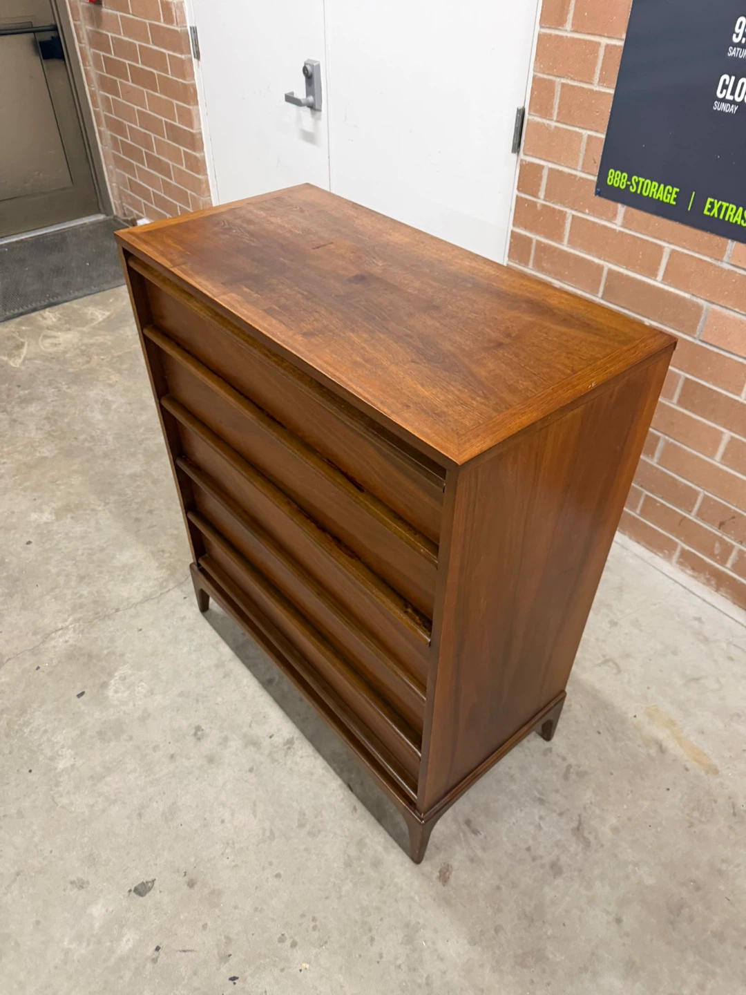 Lane Mid-Century Modern Tallboy 5-Drawer Dresser - photo 5