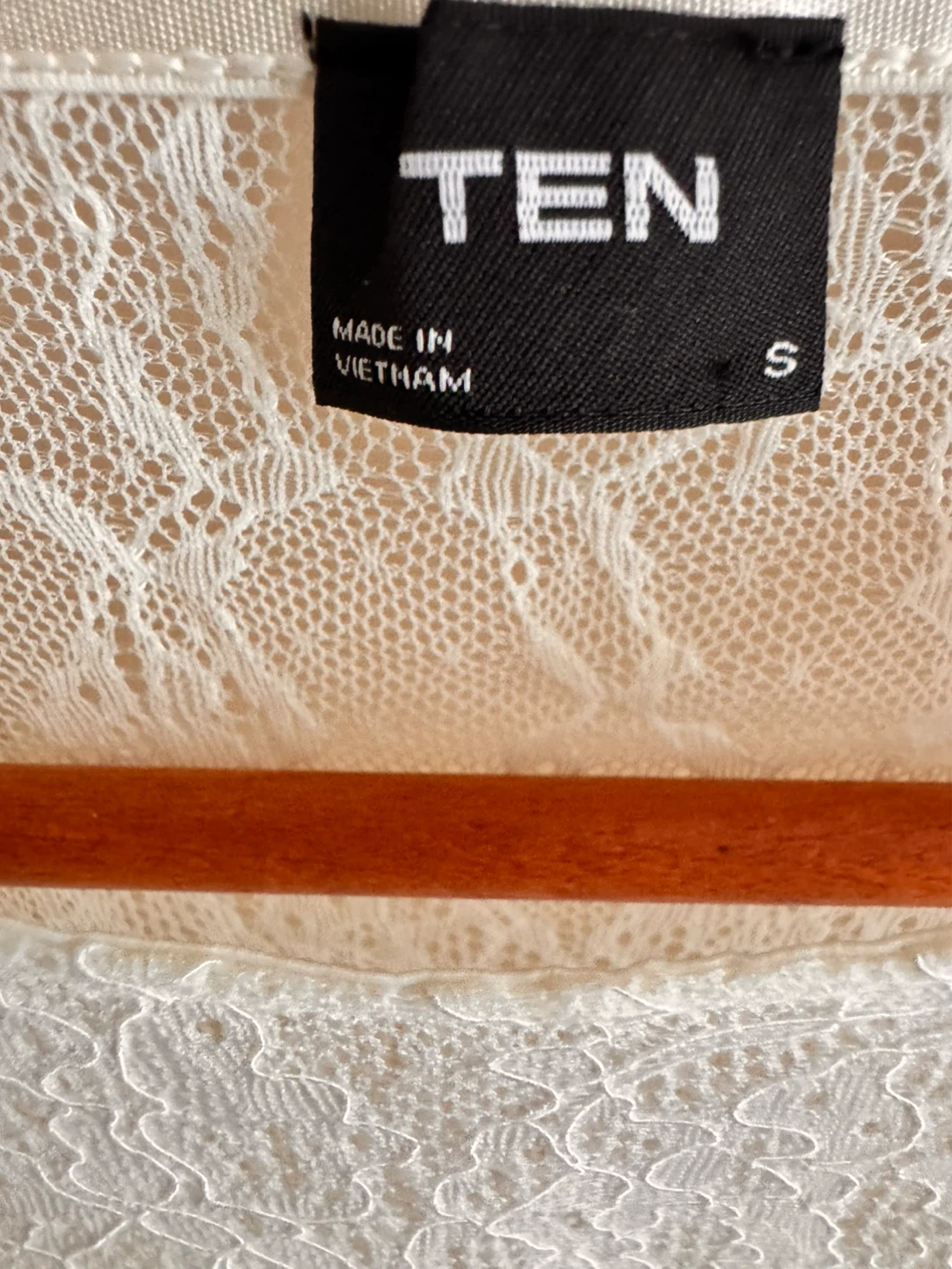 ARITZIA TEN Lace Long Sleeve Top Cream Size S - photo 2
