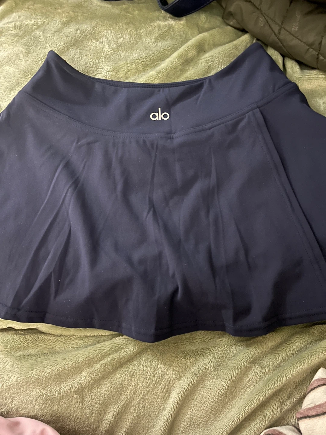 Alo Yoga Tennis Skirt Bundle - Black & Pink - photo 2
