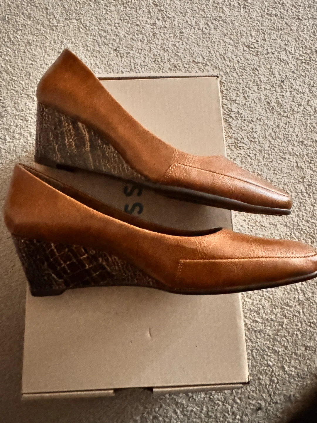 A2 by Aerosoles Women's Wedge Heels Size 8.5 - photo 2