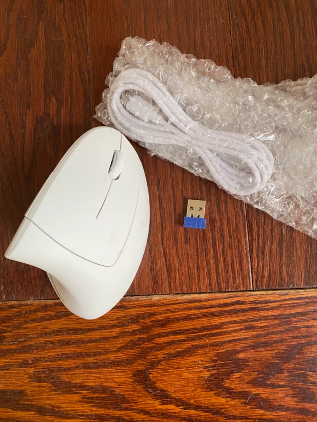 TECKNET Ergonomic Vertical Wireless Mouse - White - photo 3