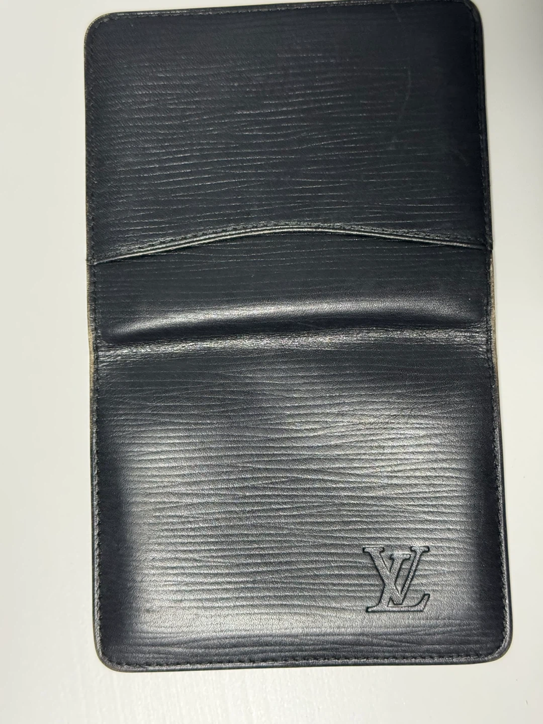 Authentic Louis Vuitton Epi Leather Card Holder - photo 5