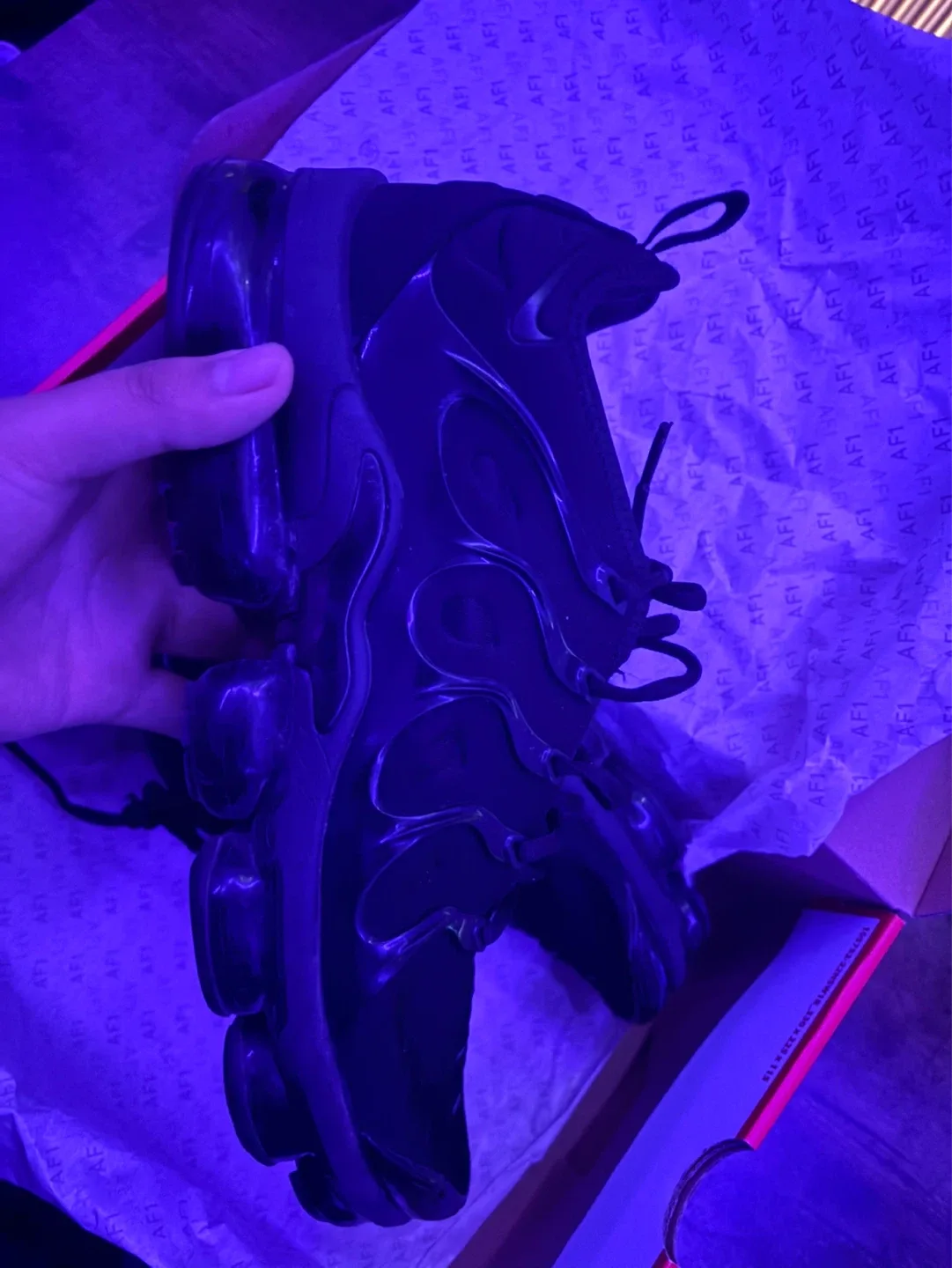 Nike Air VaporMax Plus Men's Black Shoes Size 10 - photo 3