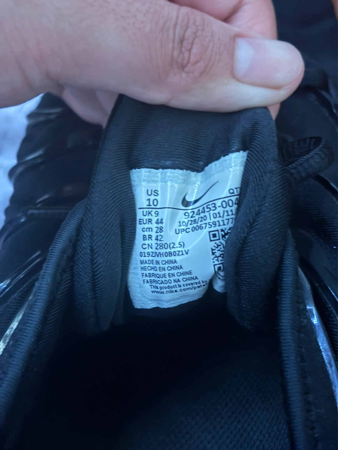 Nike Air VaporMax Plus Men's Black Shoes Size 10 - photo 5