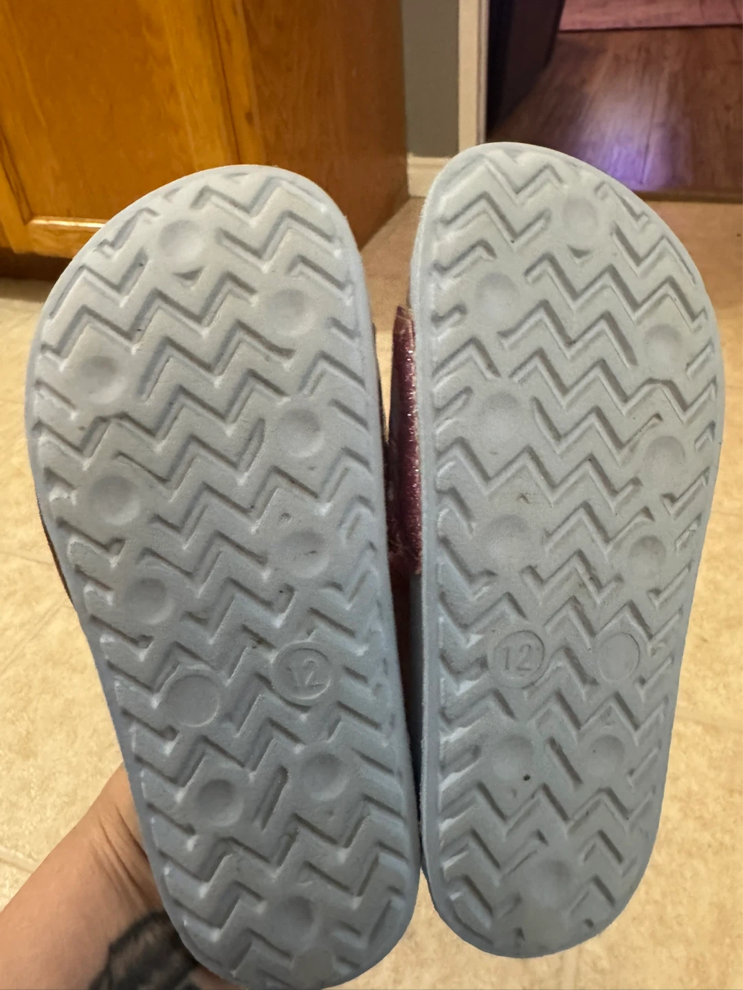 Kids OshKosh B'gosh Flip Flops & Frozen Slides Size 12 - photo 3