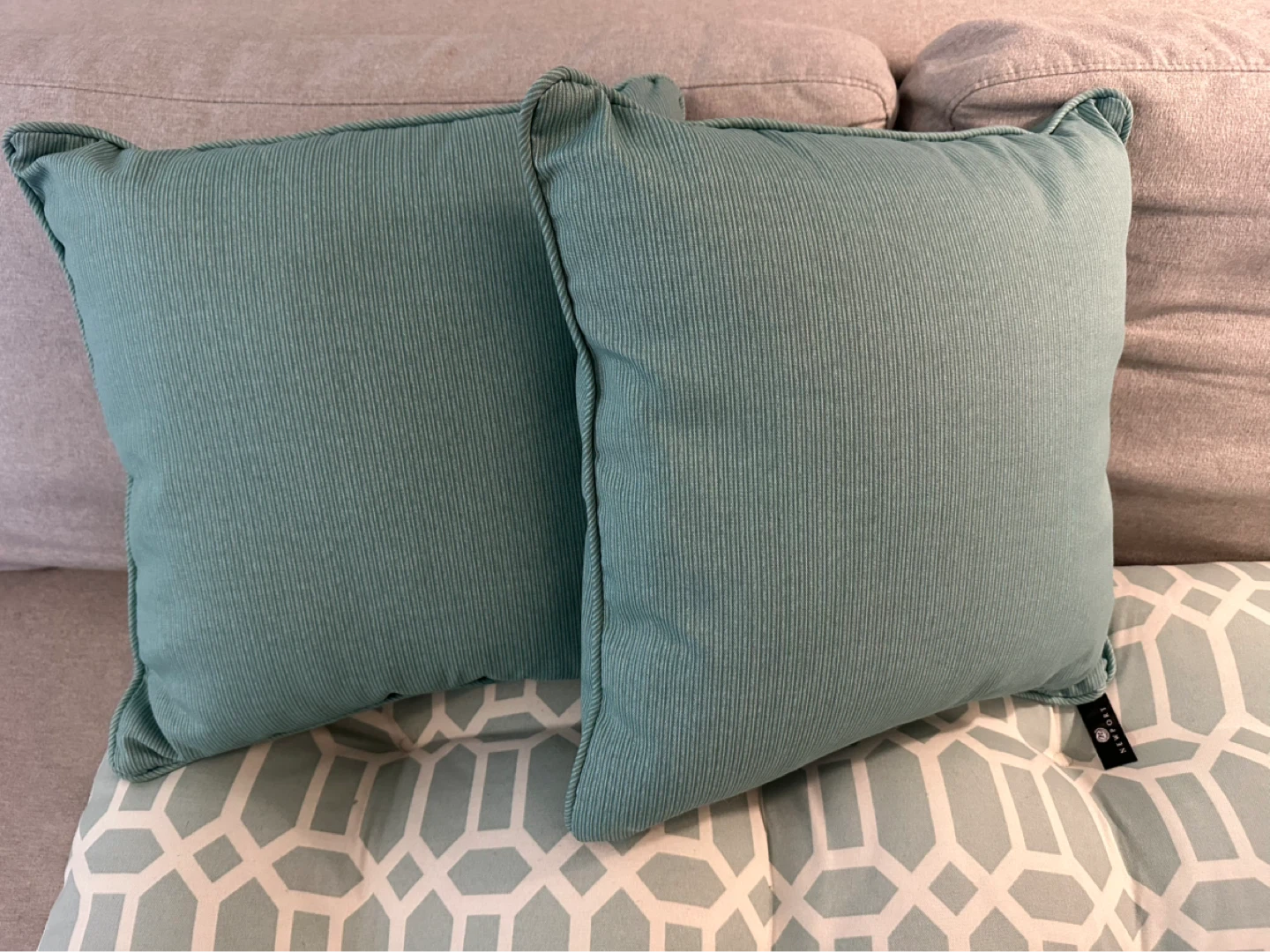 2 Outdoor Throw Pillows and 1 Bench Cushion (Used indoor only) - photo 2