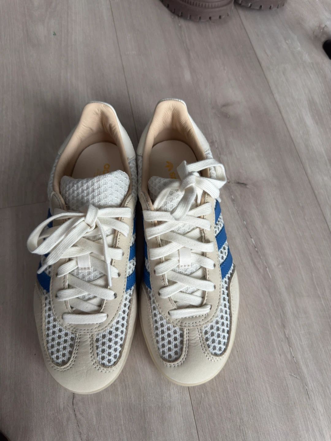 Adidas White & Blue Sneakers - photo 4
