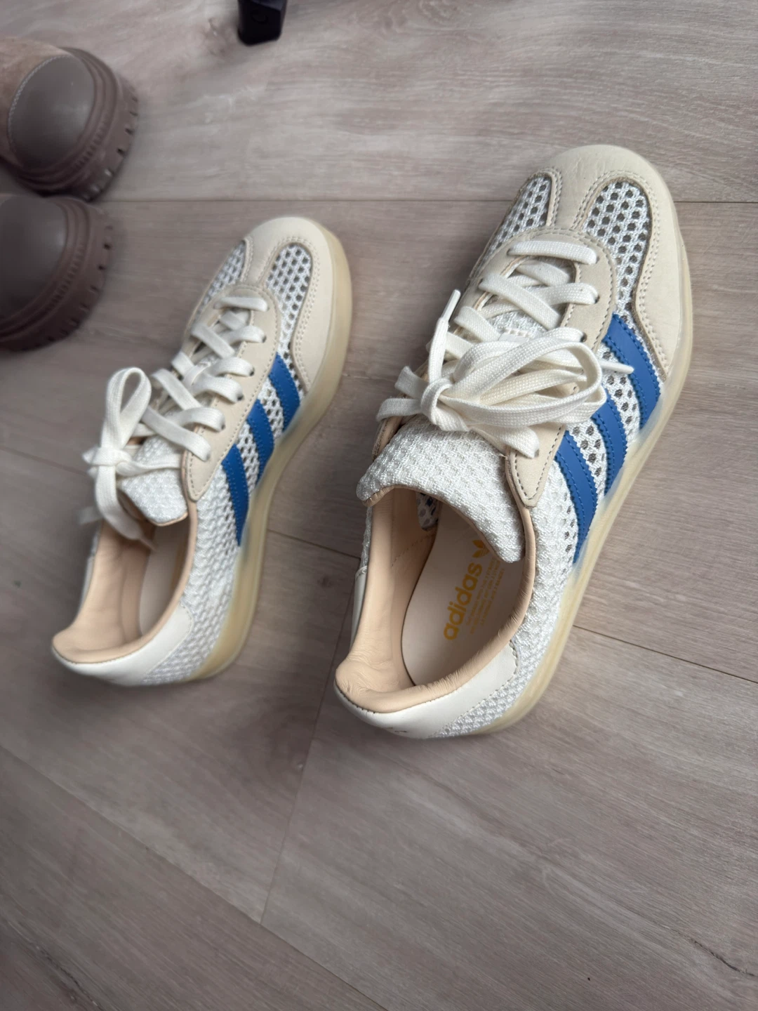 Adidas White & Blue Sneakers - photo 5