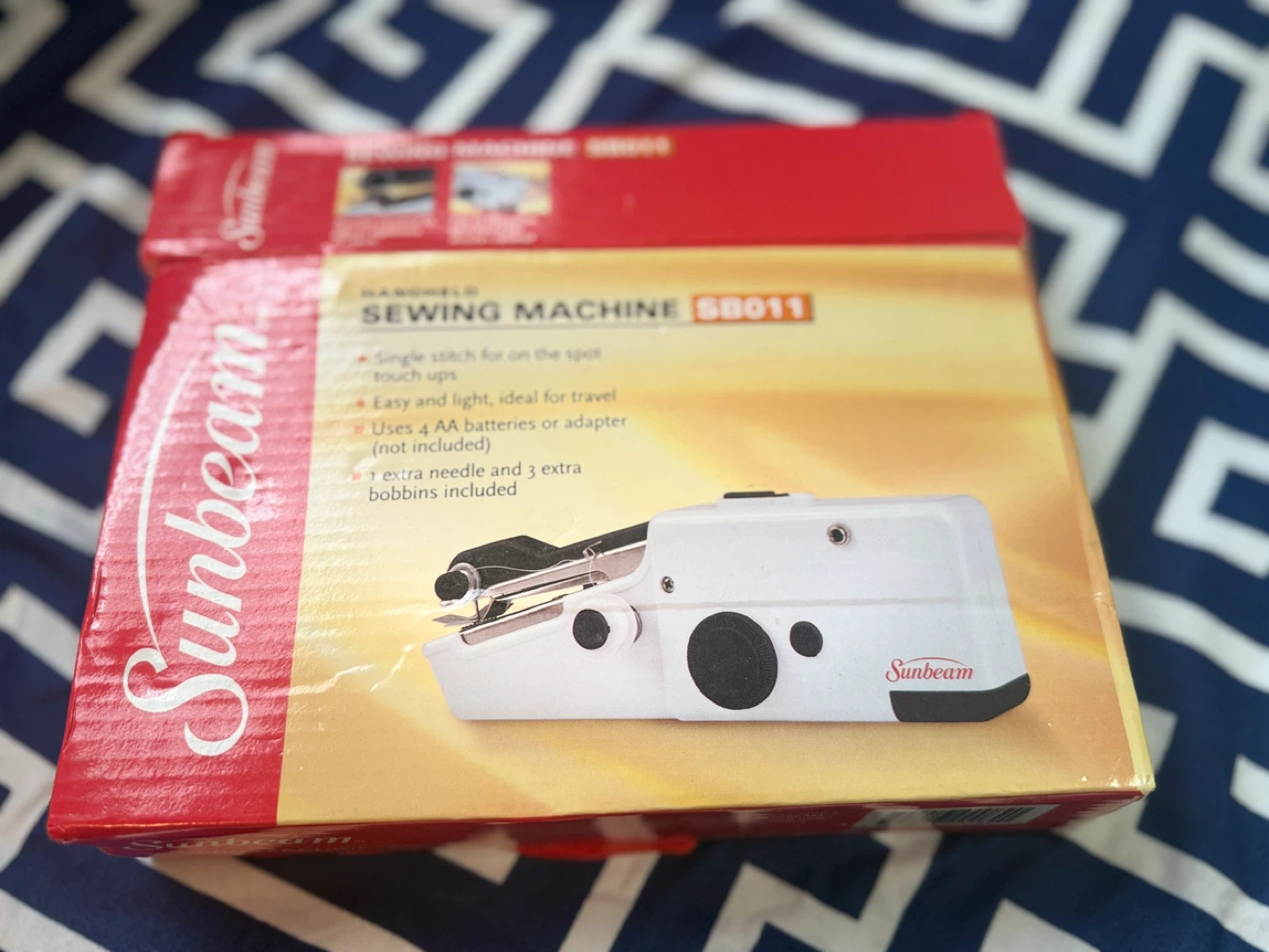 Sunbeam Handheld Sewing Machine SB011