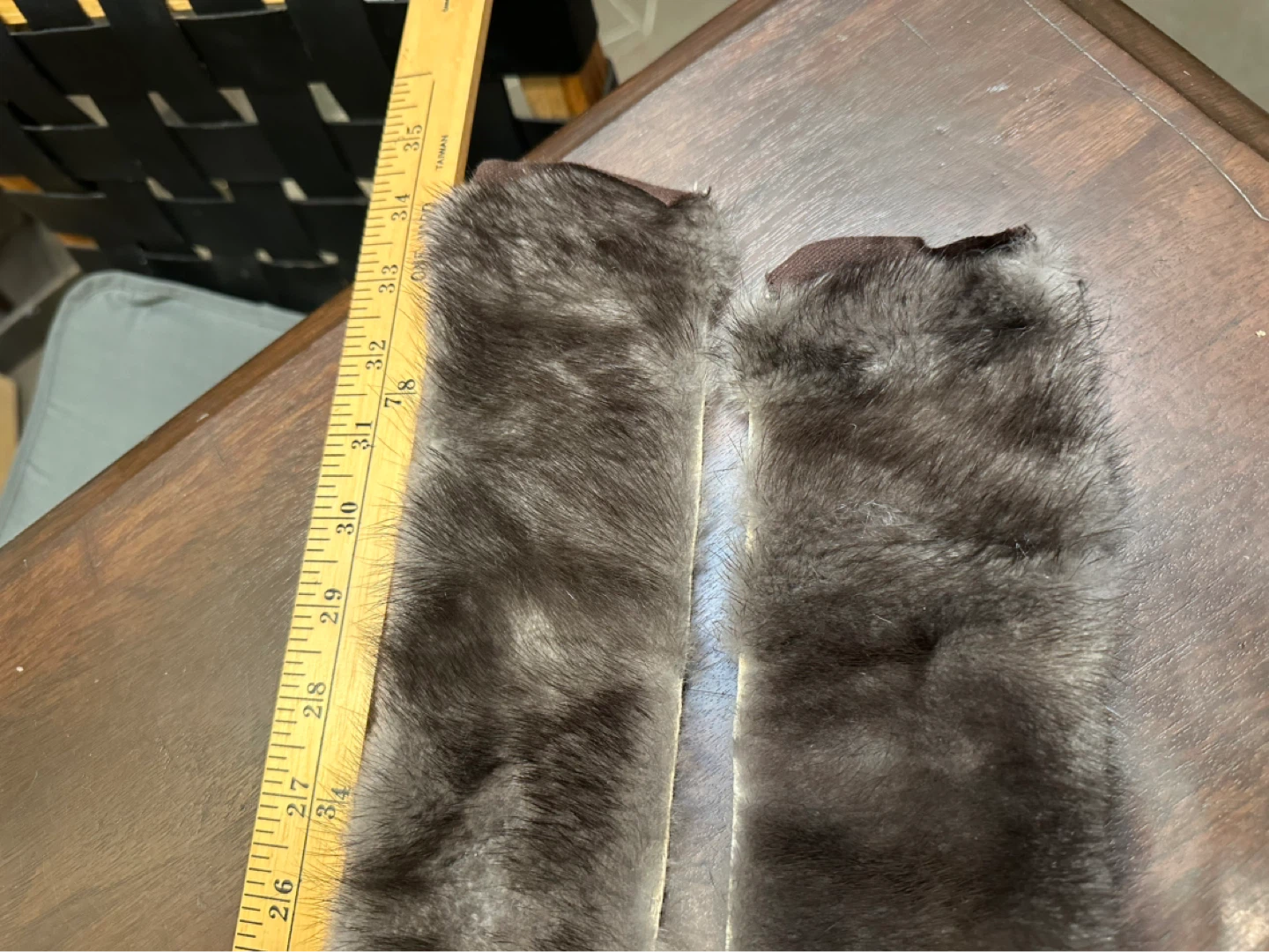 Real mink fur trim piece — excellent condition. - photo 3