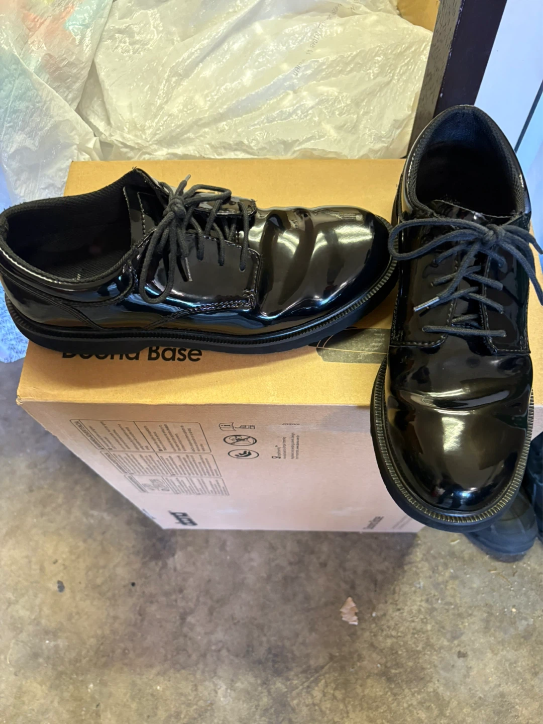Black Patent Leather Oxford Shoes - photo 2