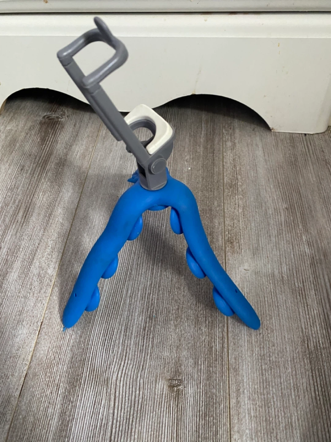 Blue Flexible Mini Tripod for Smartphone - photo 2