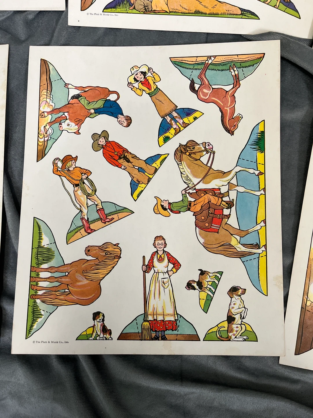 Vintage Cowboy & “Indians” cardboard cutouts - photo 4
