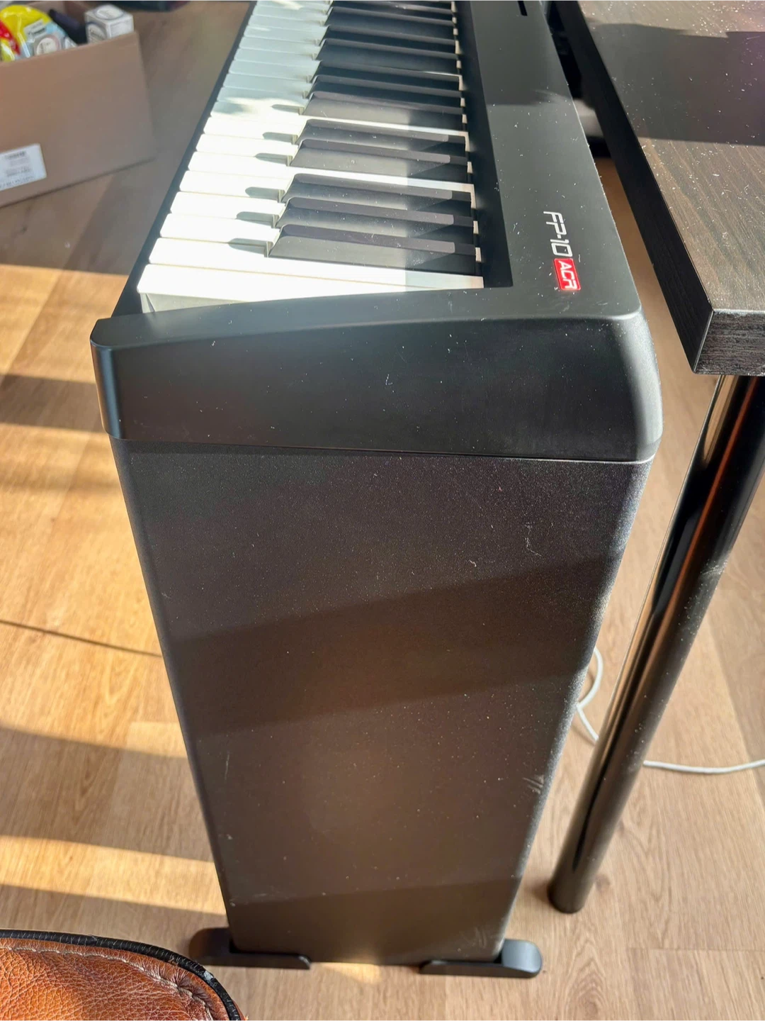 Roland FP-10 Digital Piano - photo 3