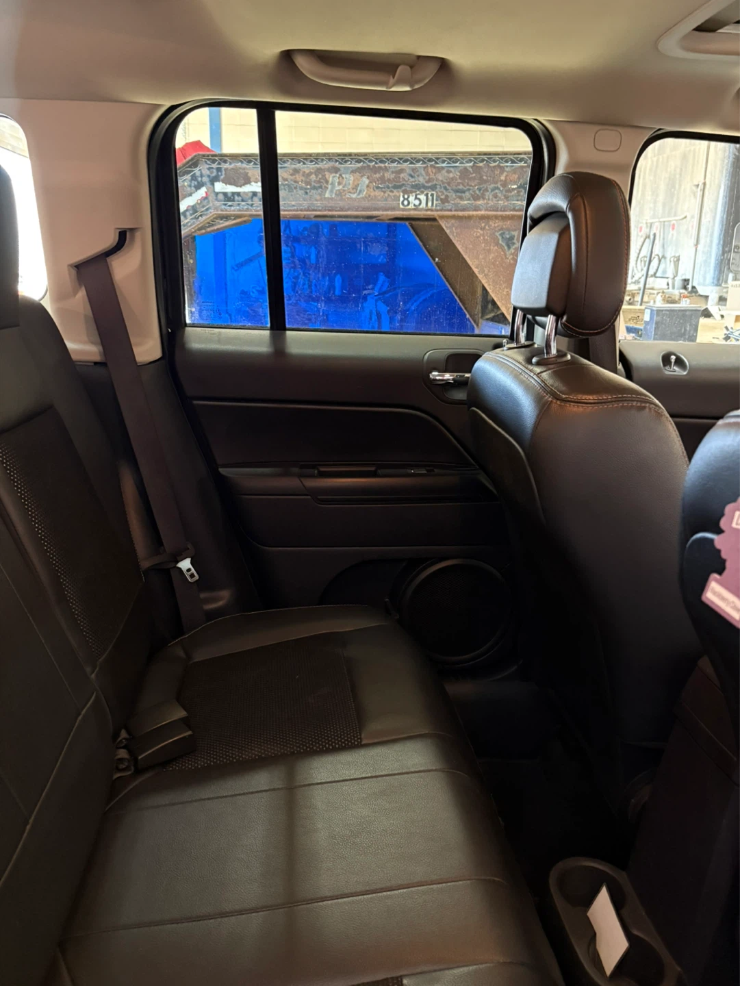 Interior detailing of vehicles - photo 4