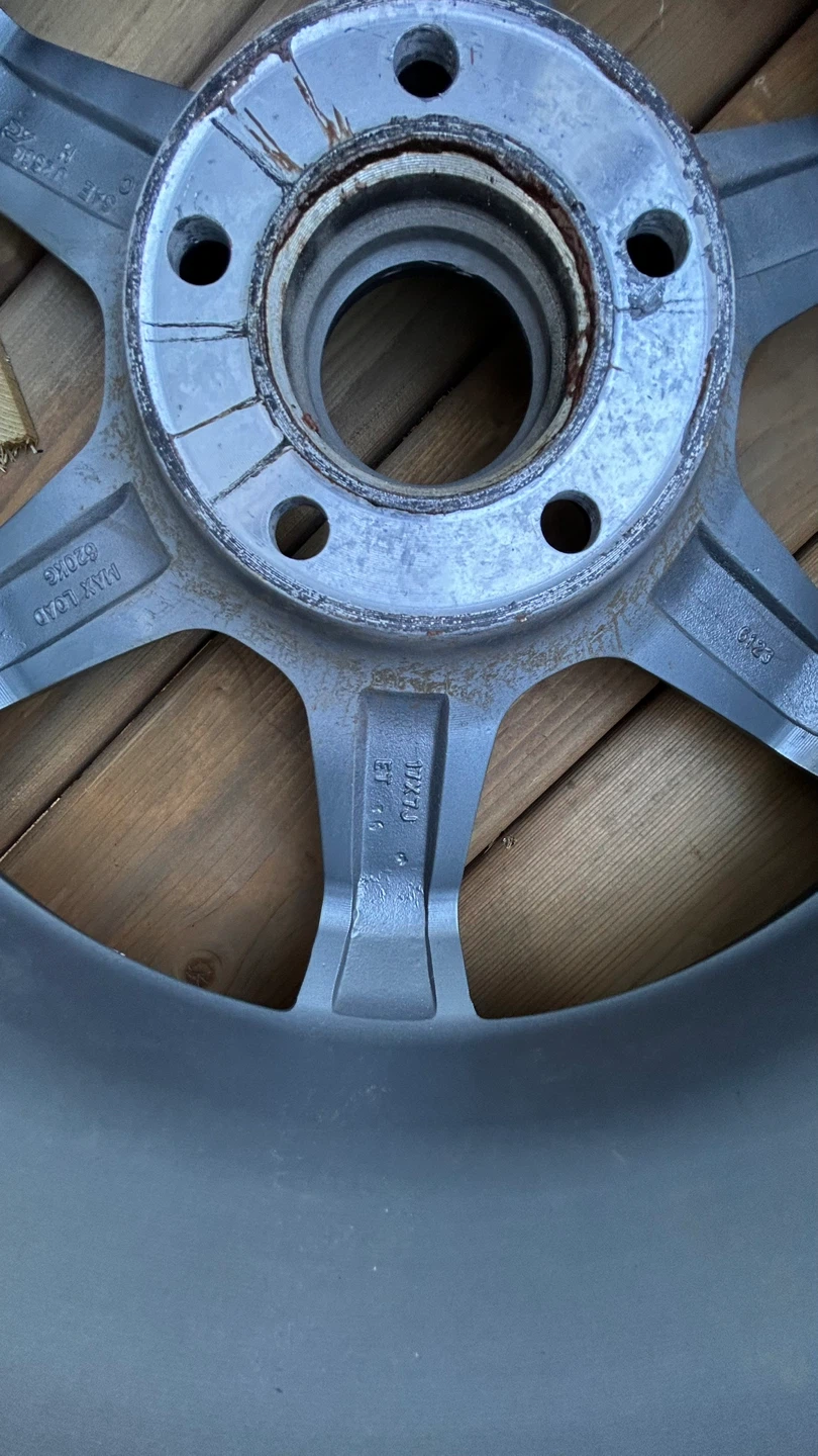 18" Motomaster Winter Tires with Grey Rims (Set of 4) - photo 5
