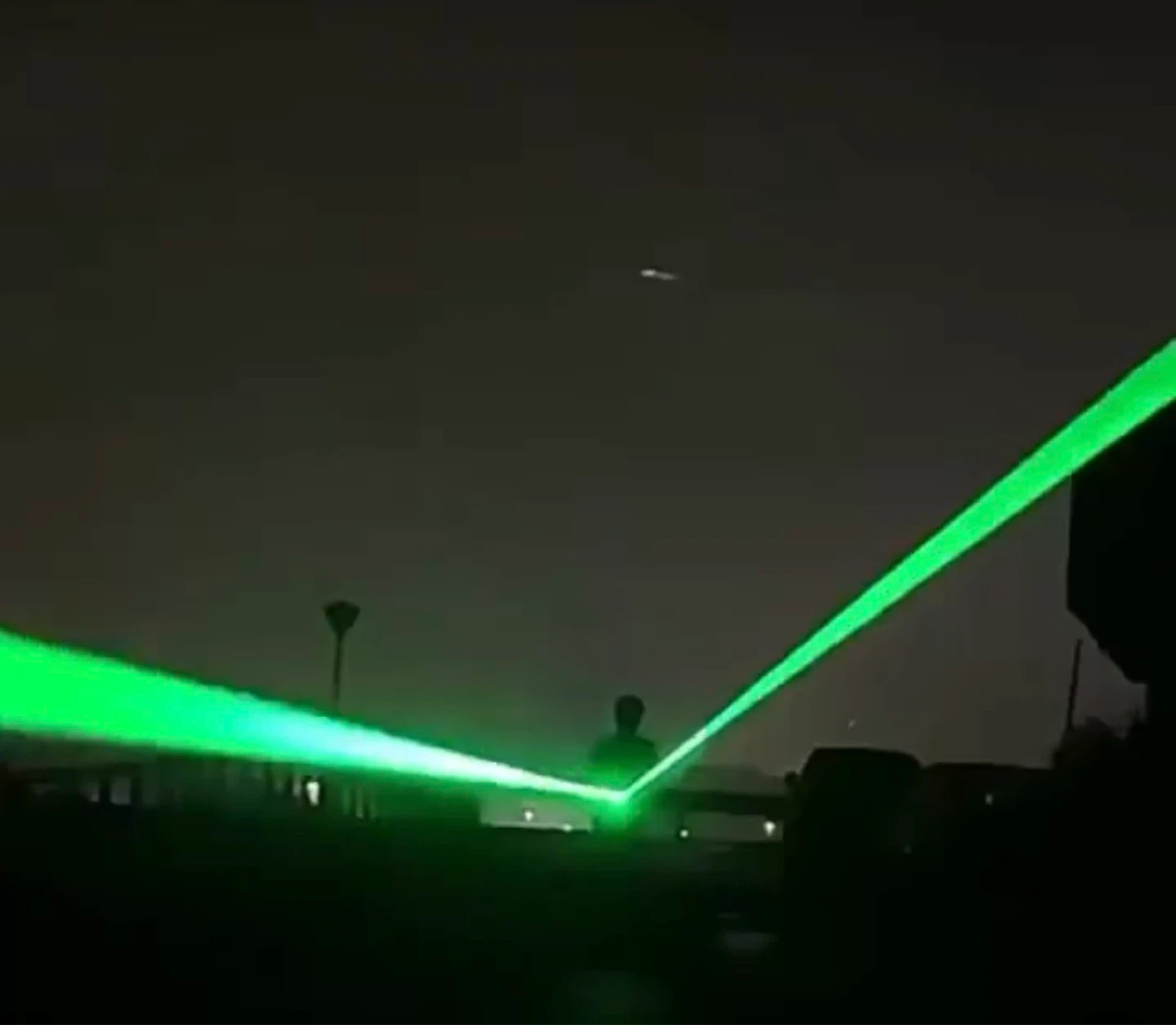 Green Laser Pointer - photo 4