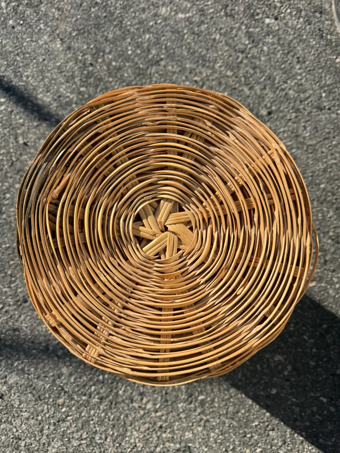 Woven wicker Tall Laundry Hamper Basket - photo 2