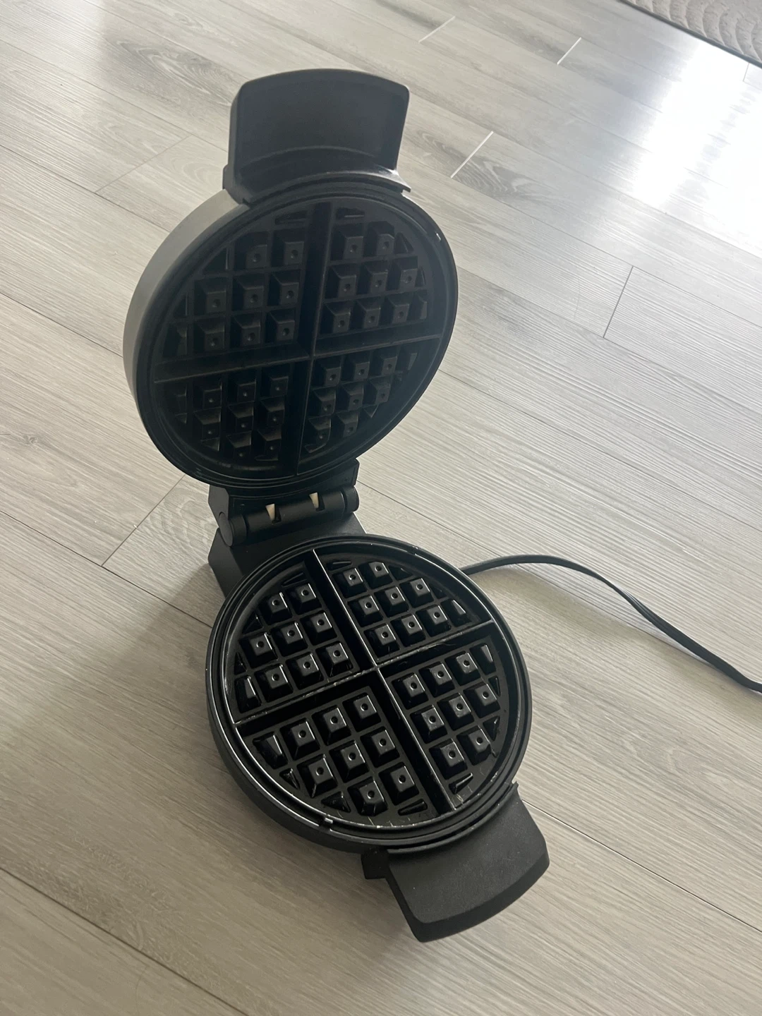 Waffle Maker - photo 2