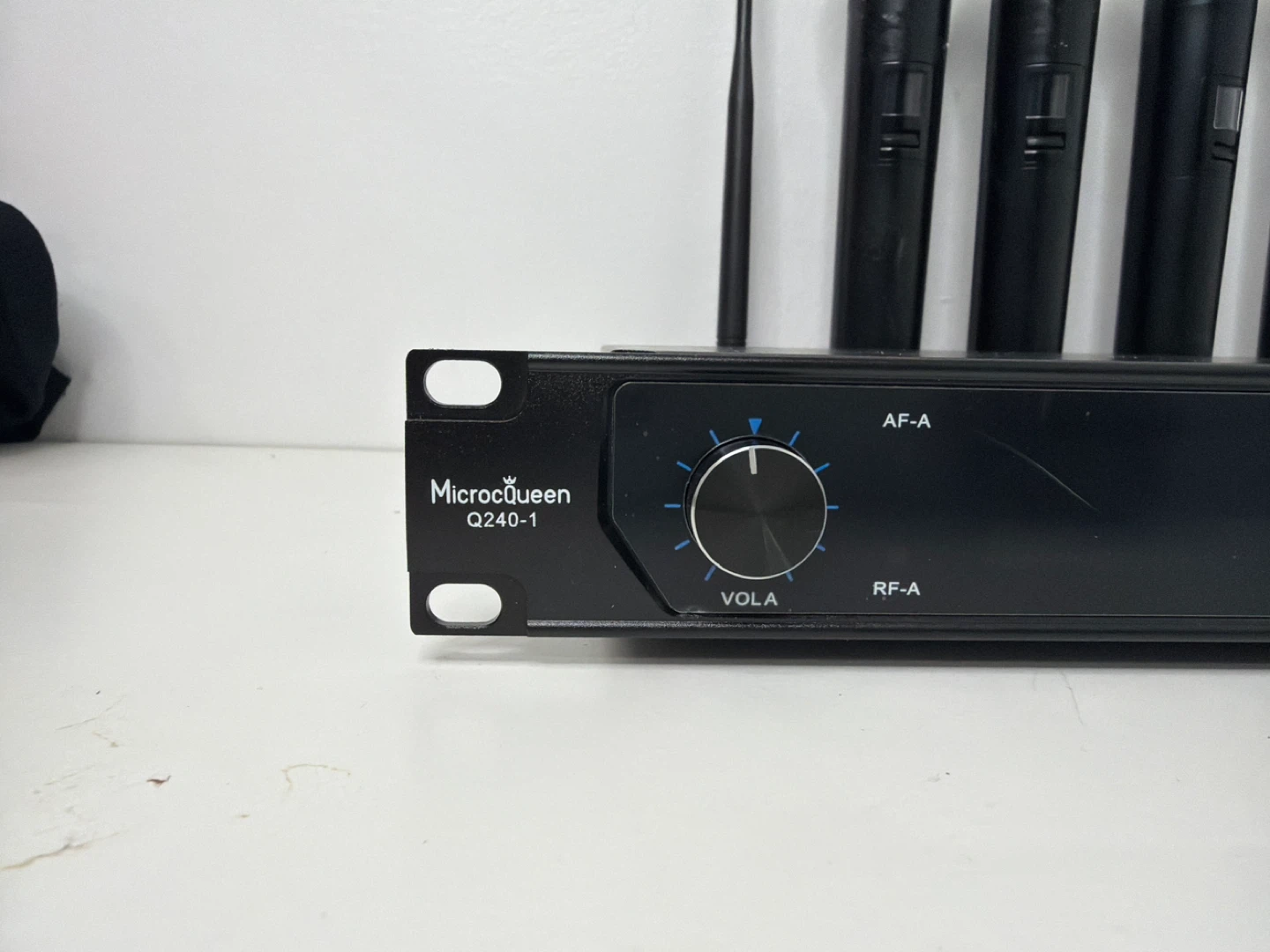 MicroQueen Q240-1 Wireless Microphone System - photo 4