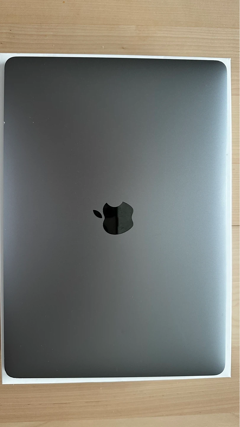 Apple MacBook Air M1 2020