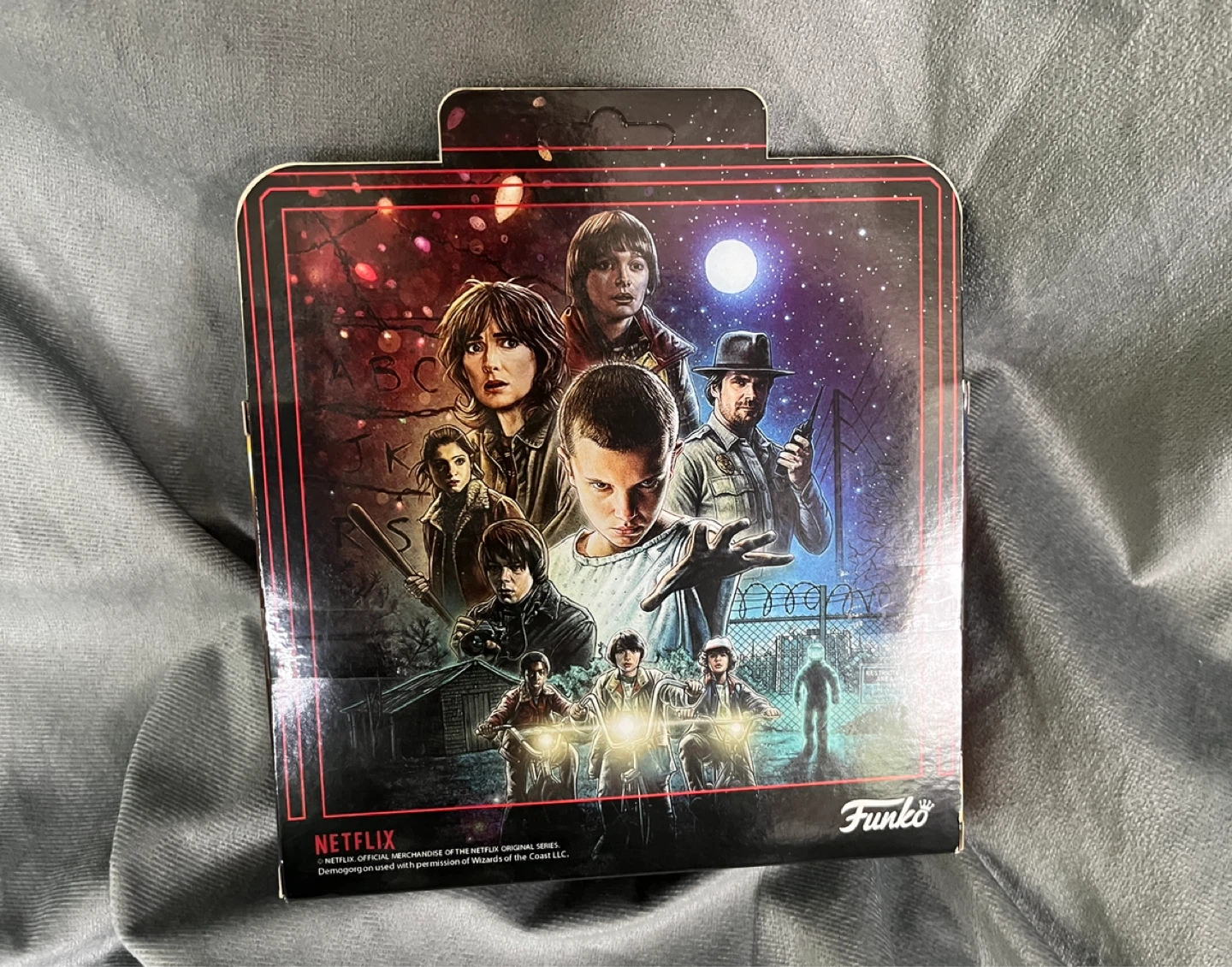 New in box Stranger Things Funko action figures 3-pack - photo 2