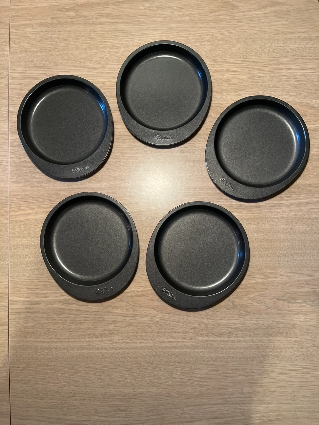 Wilton Round Cake Pans - Set of 5 - photo 2