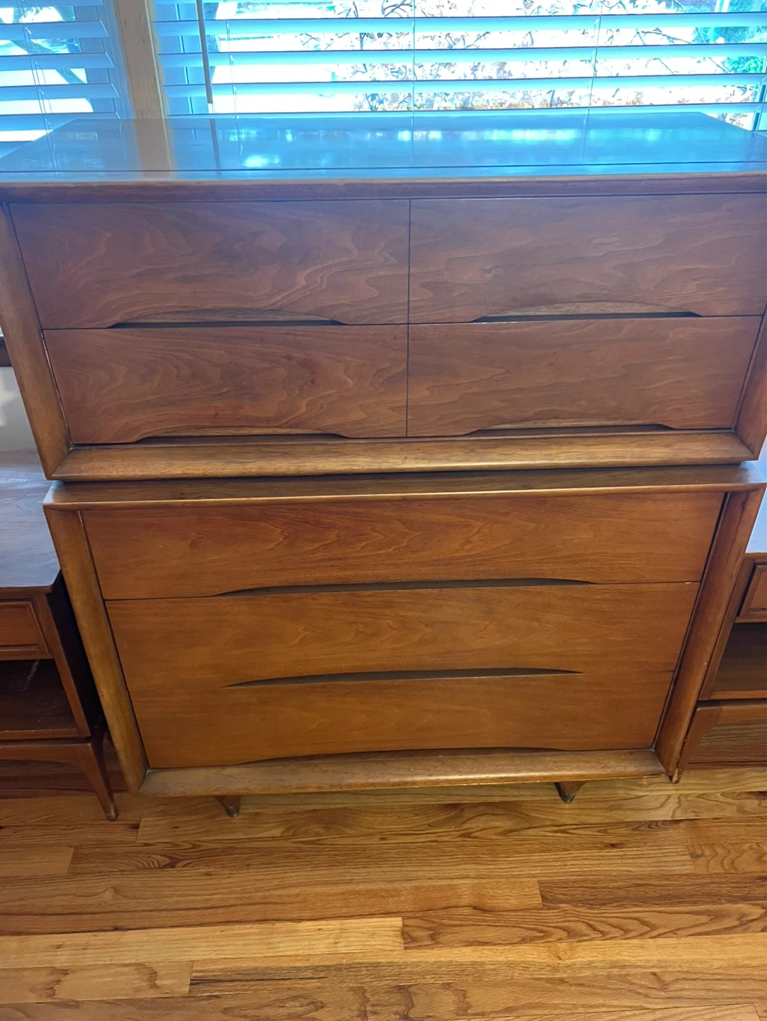 Kent Coffey The Elégante Mid-Century Modern Dresser Set - photo 2