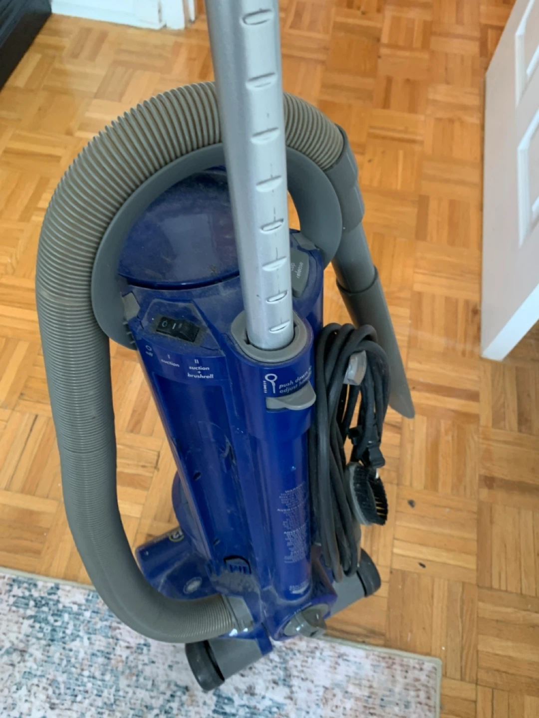 Eureka EZ Kleen Lightweight Upright Vacuum - photo 3