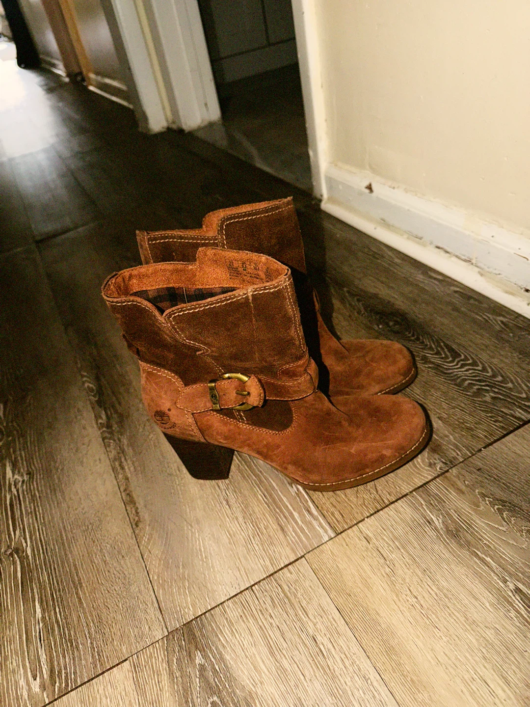 Timberland Brown Suede Buckle Boots - photo 3