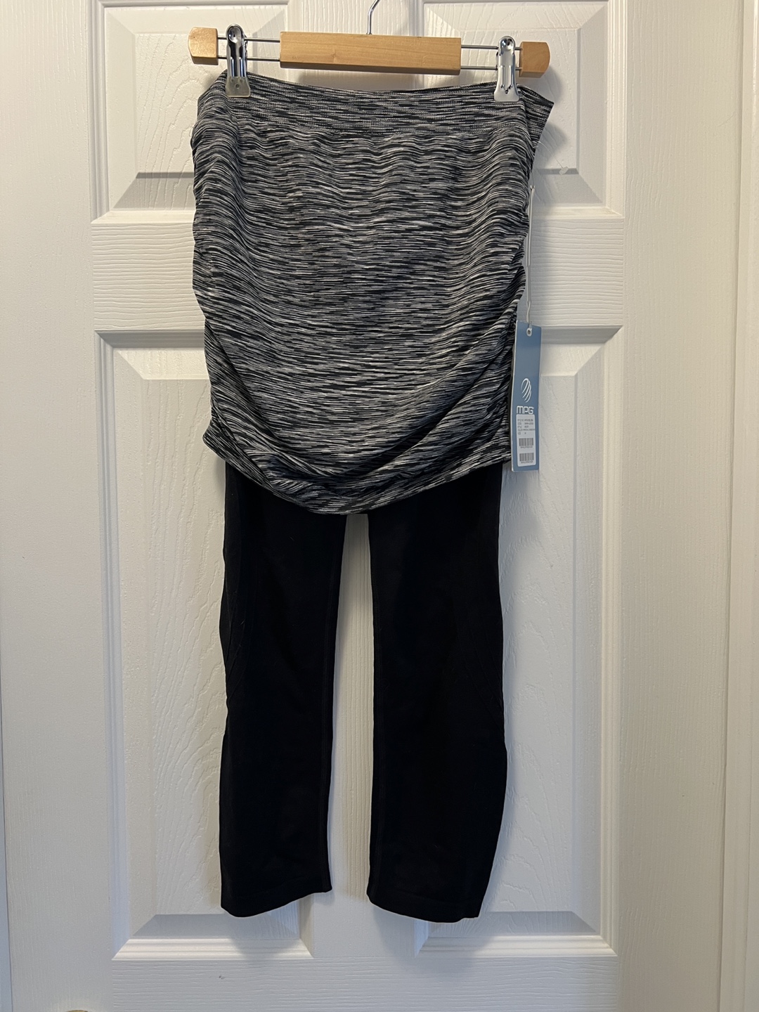 MPG PLAY Seamless Active Skort Capri - Charcoal Combo - Medium