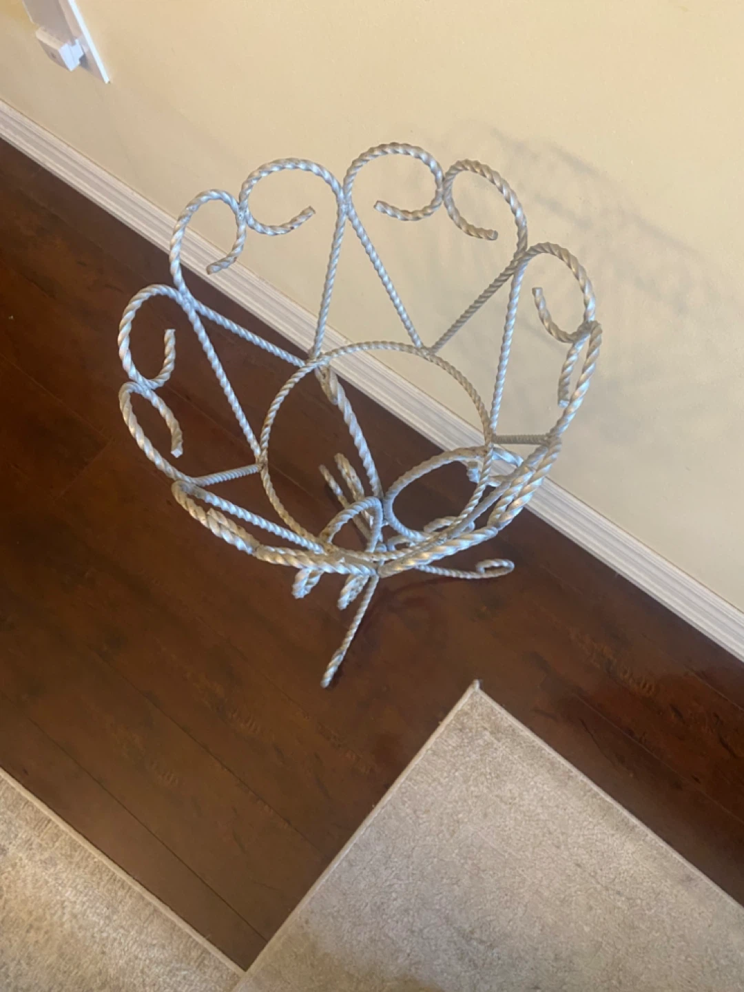 Ornate Metal Plant Stand - photo 2