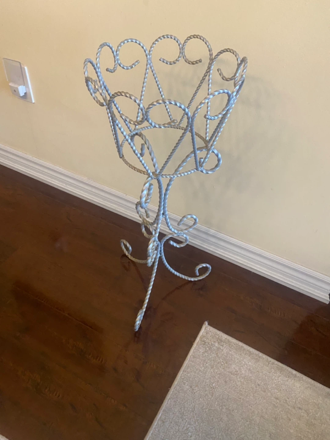 Ornate Metal Plant Stand - photo 3
