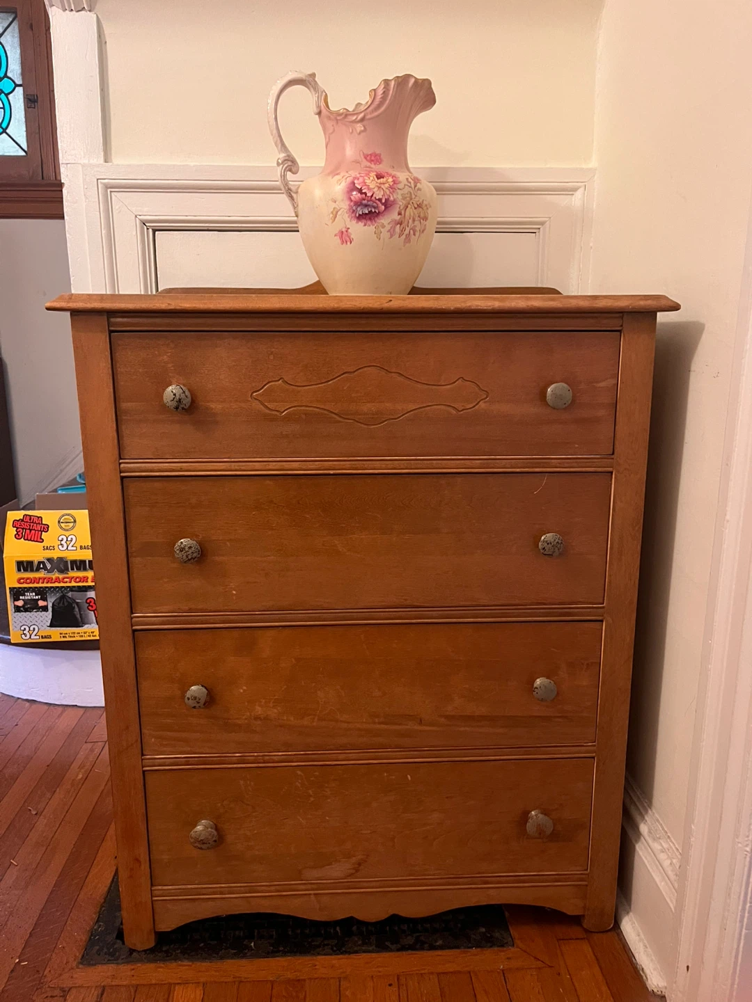 Wooden Dresser with 5 Drawers