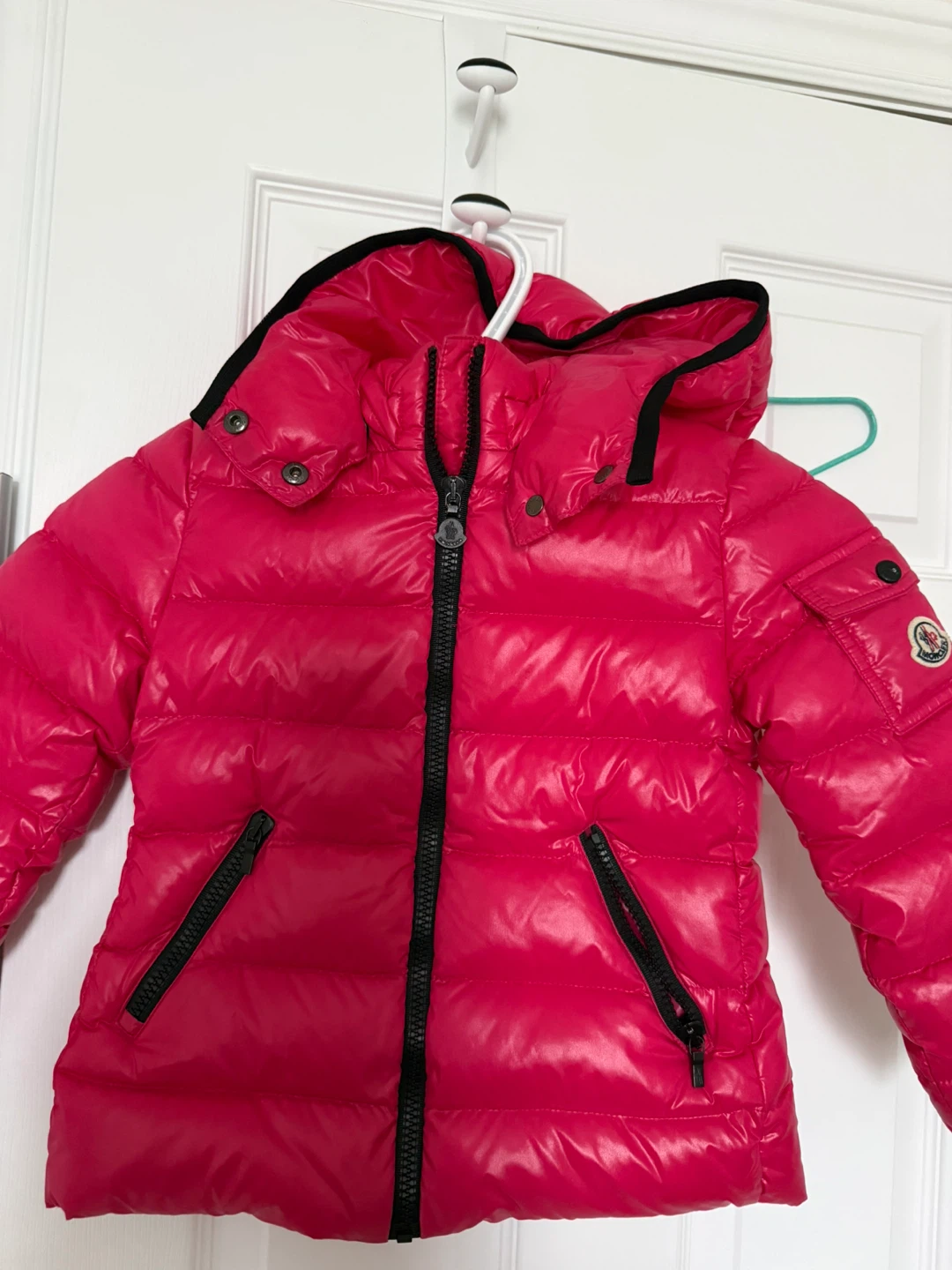 Moncler Kids Puffer Jacket Size 5 / 112cm - Hot Pink