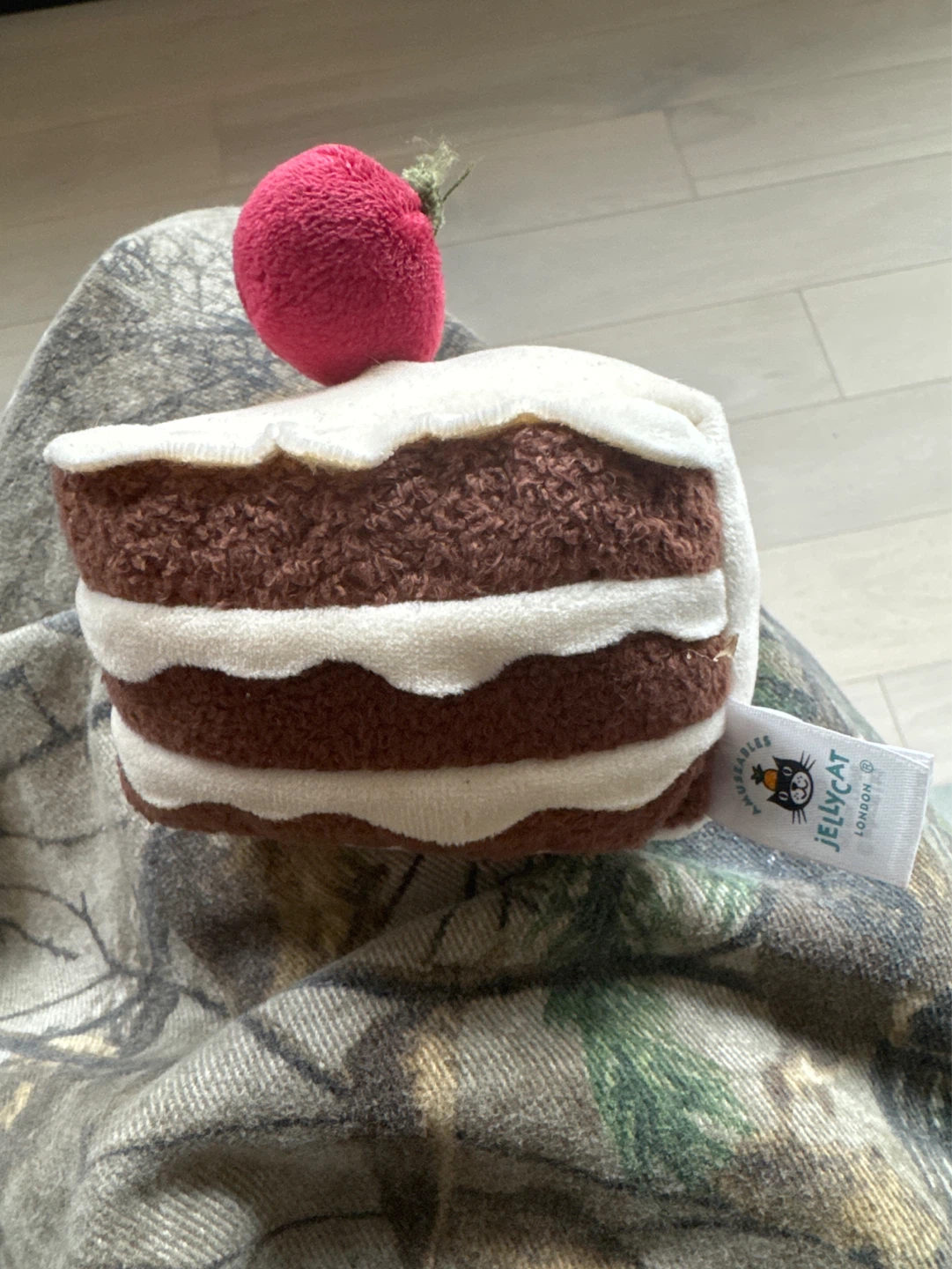 jellycat pretty patisserie amusable plush - photo 2