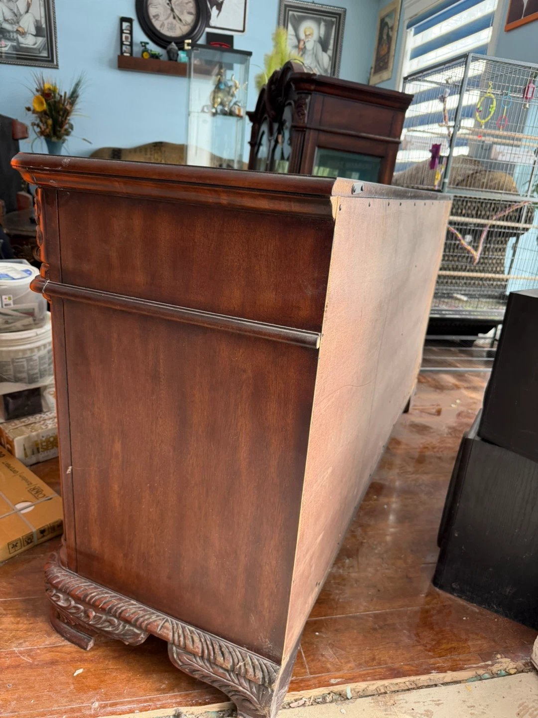 Large 2-Piece Traditional Cherry China Cabinet / Buffet Hutch - photo 3