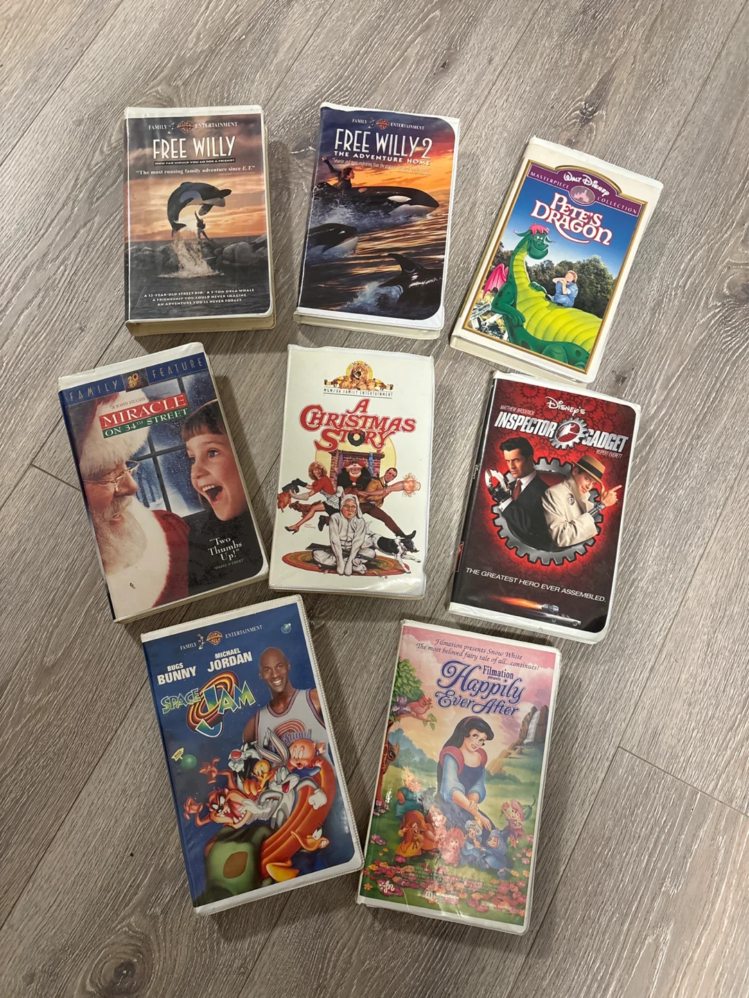 Assorted VHS Movies - Free Willy, Space Jam, A Christmasetc