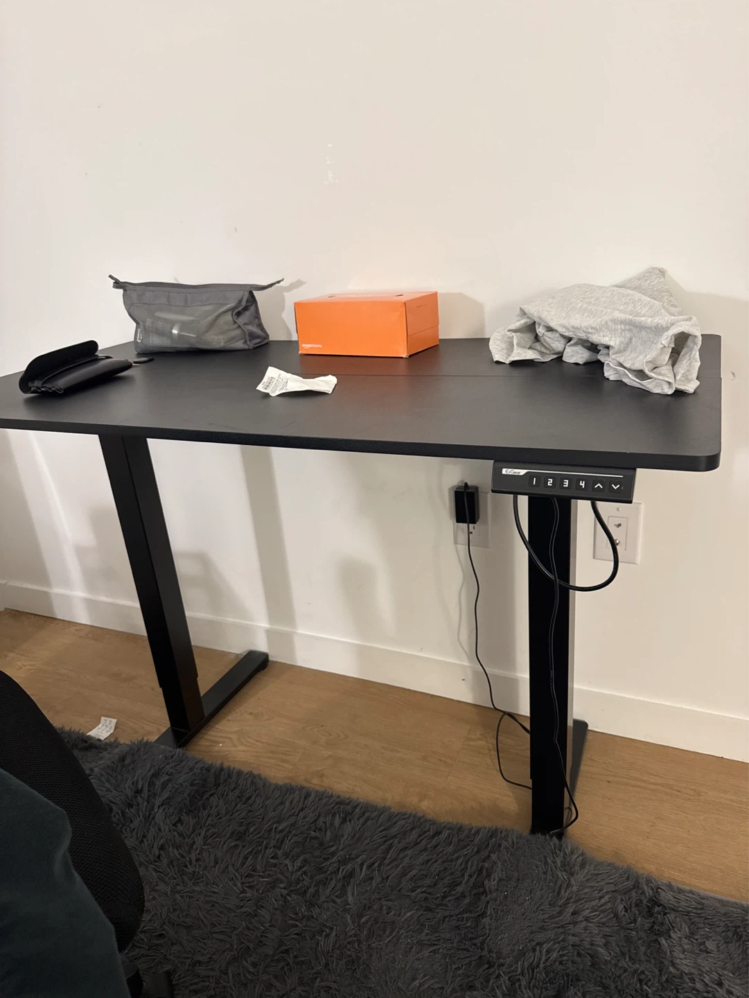 Electric height Adjustable Standing Desk - Black