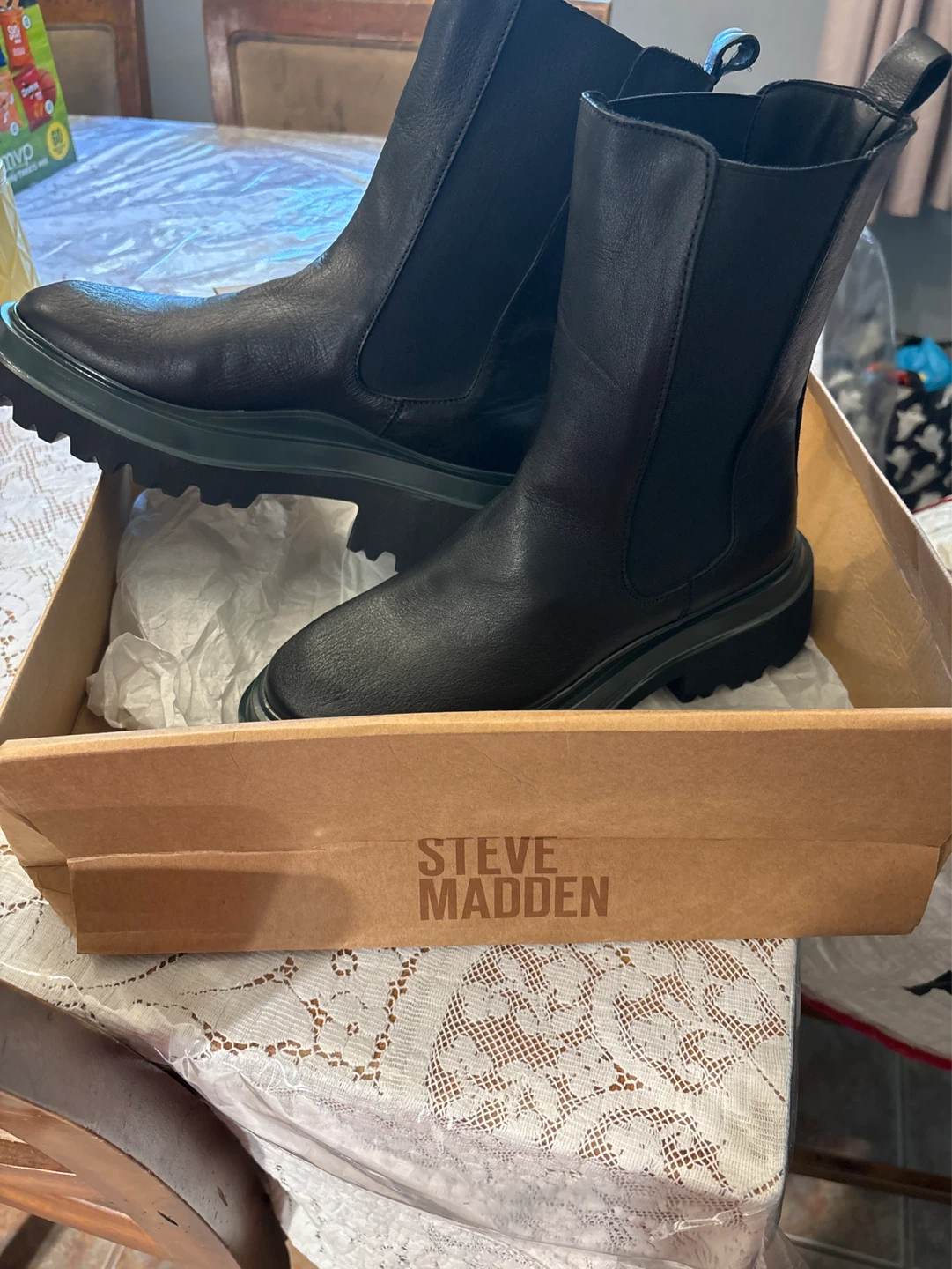 Buxton Black Leather Chelsea Boots