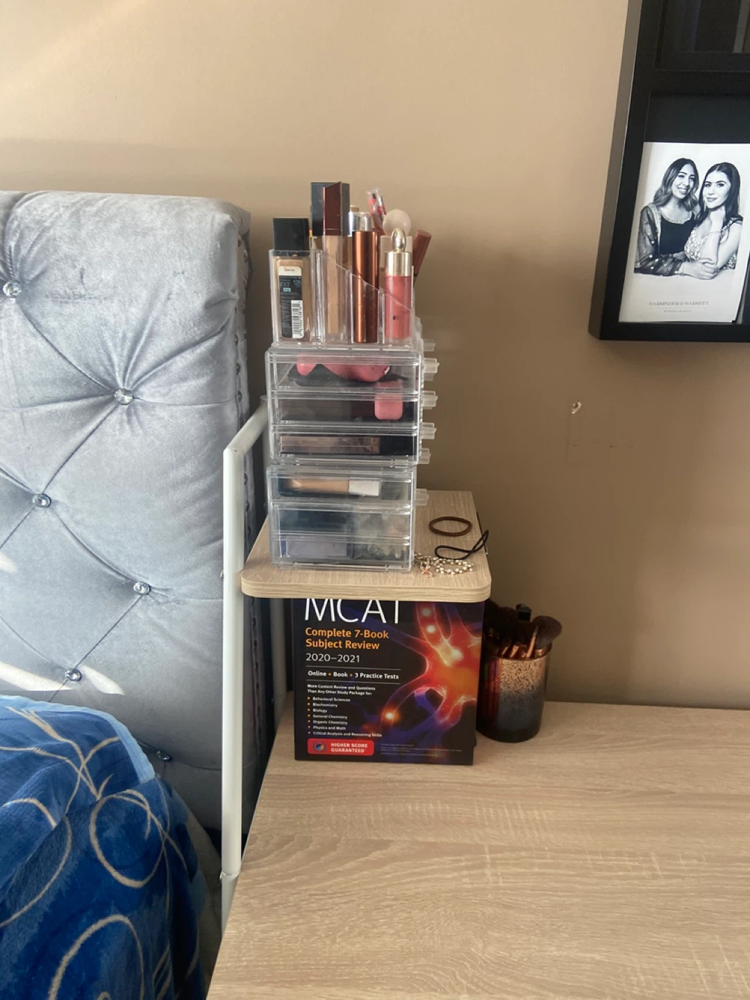 Light Wood Desk with Storage Shelves - photo 3
